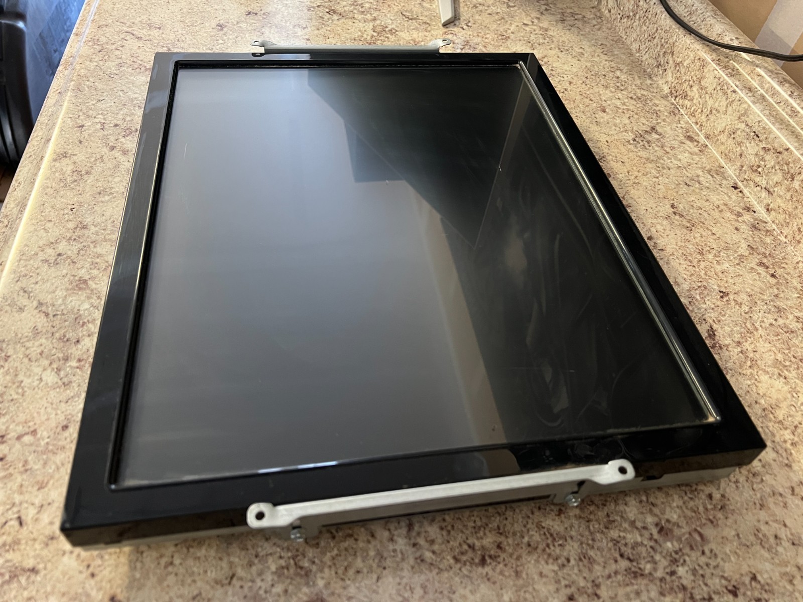 Elo ET1939L-AUWA-1-NPB-G 19" Open Frame Touchscreen Monitor Tested Working