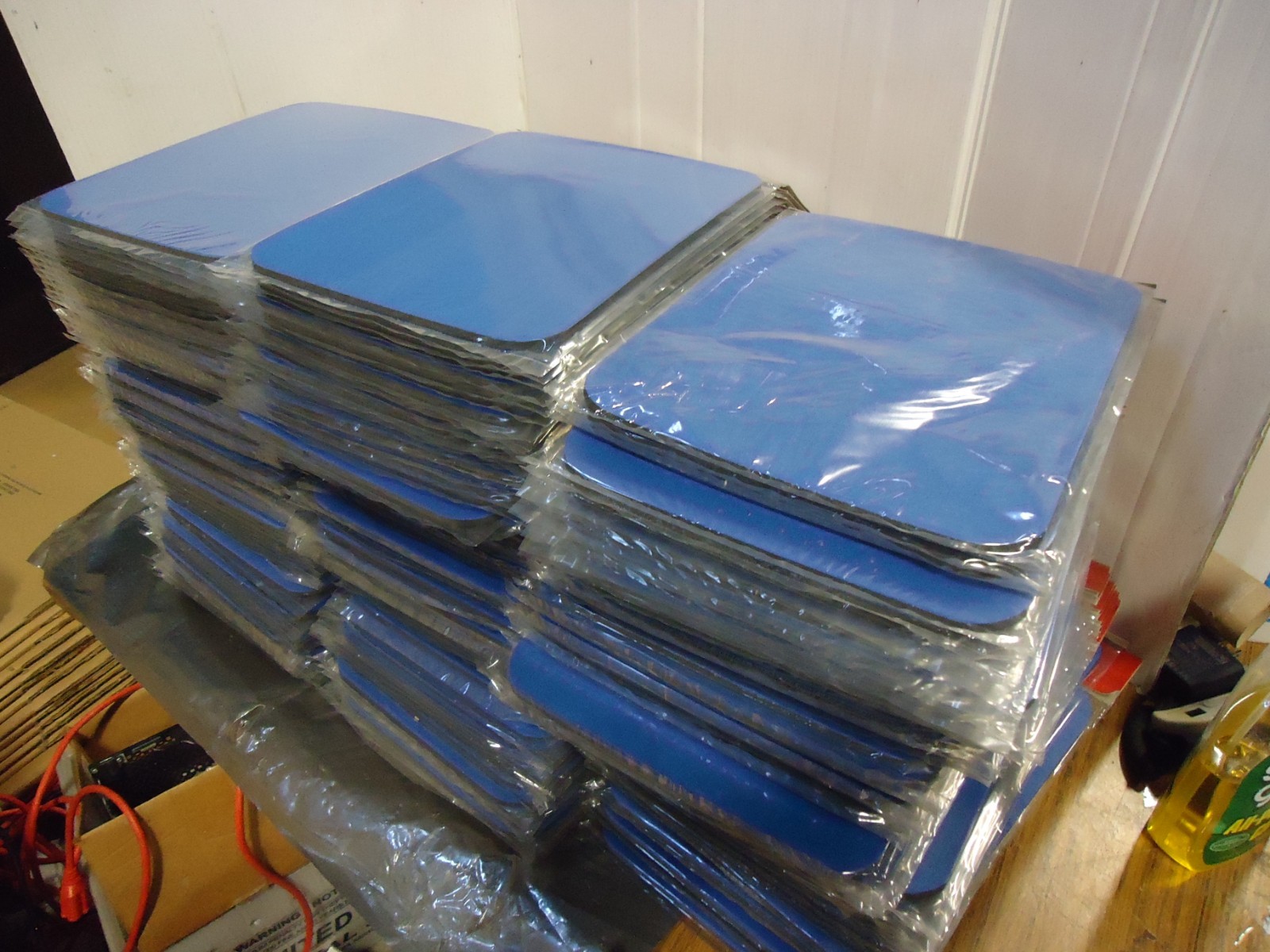 Lot of 165 Belkin Standard Mouse Pad Blue F8E081-BLU - New Sealed