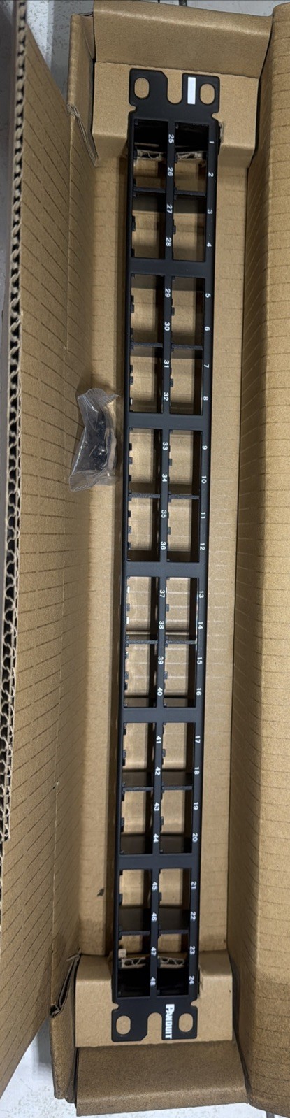 👍New Panduit 48-Port High Density Modular Patch Panel 1U Unloaded - Black
