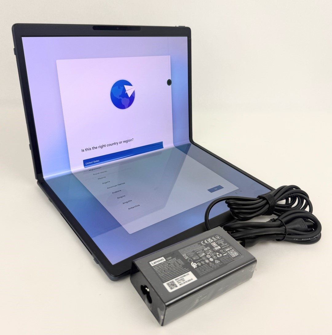 HP Spectre 17-cs0013dx 17" 2.5K OLED i7-1250U 16GB 1TB W11H Foldable -Read Issue