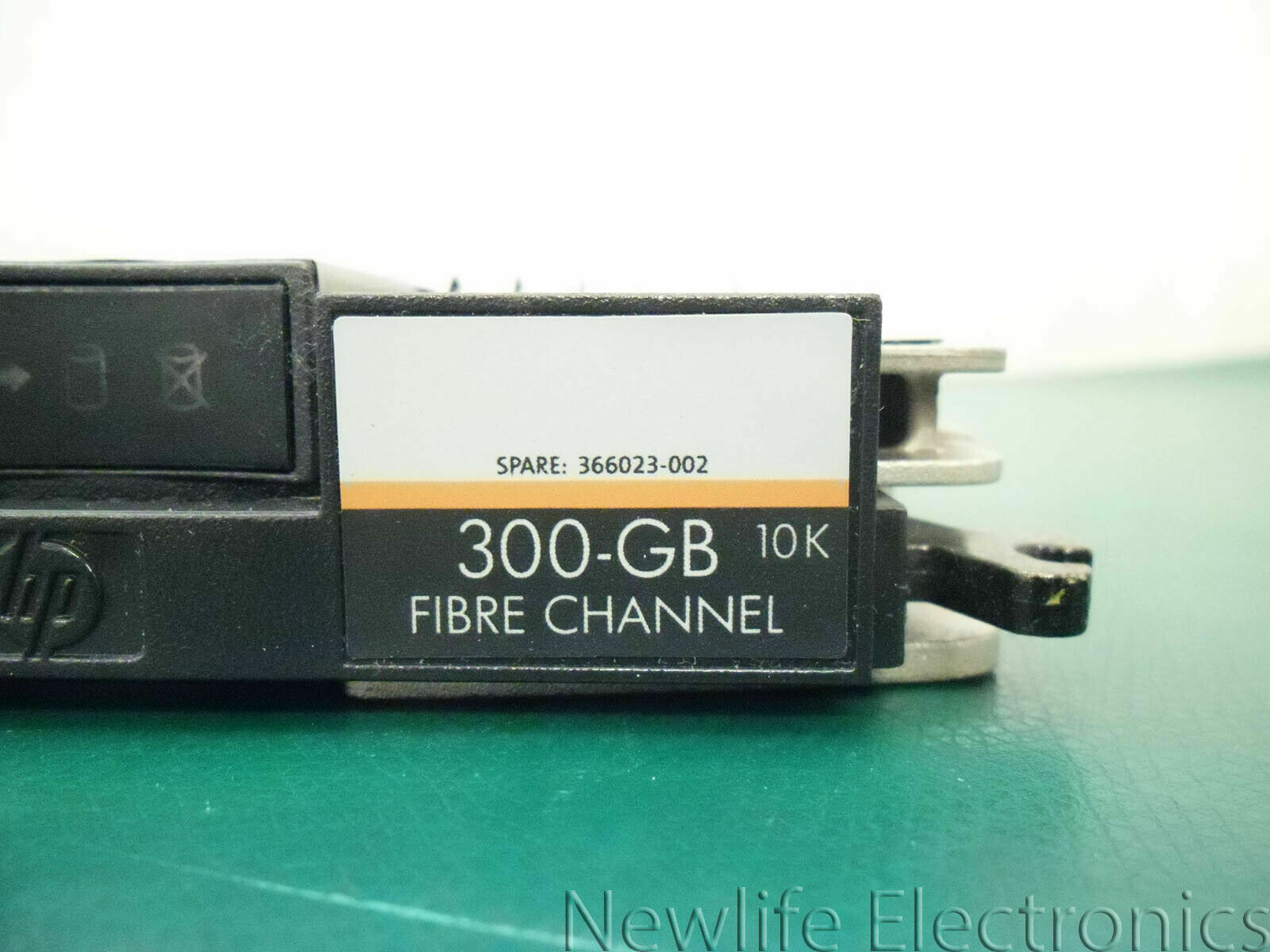 HP 366023-002 300 GB 10,000 RPM 3.5 in. Fiber Channel HDD 404394-003 BF3005A478