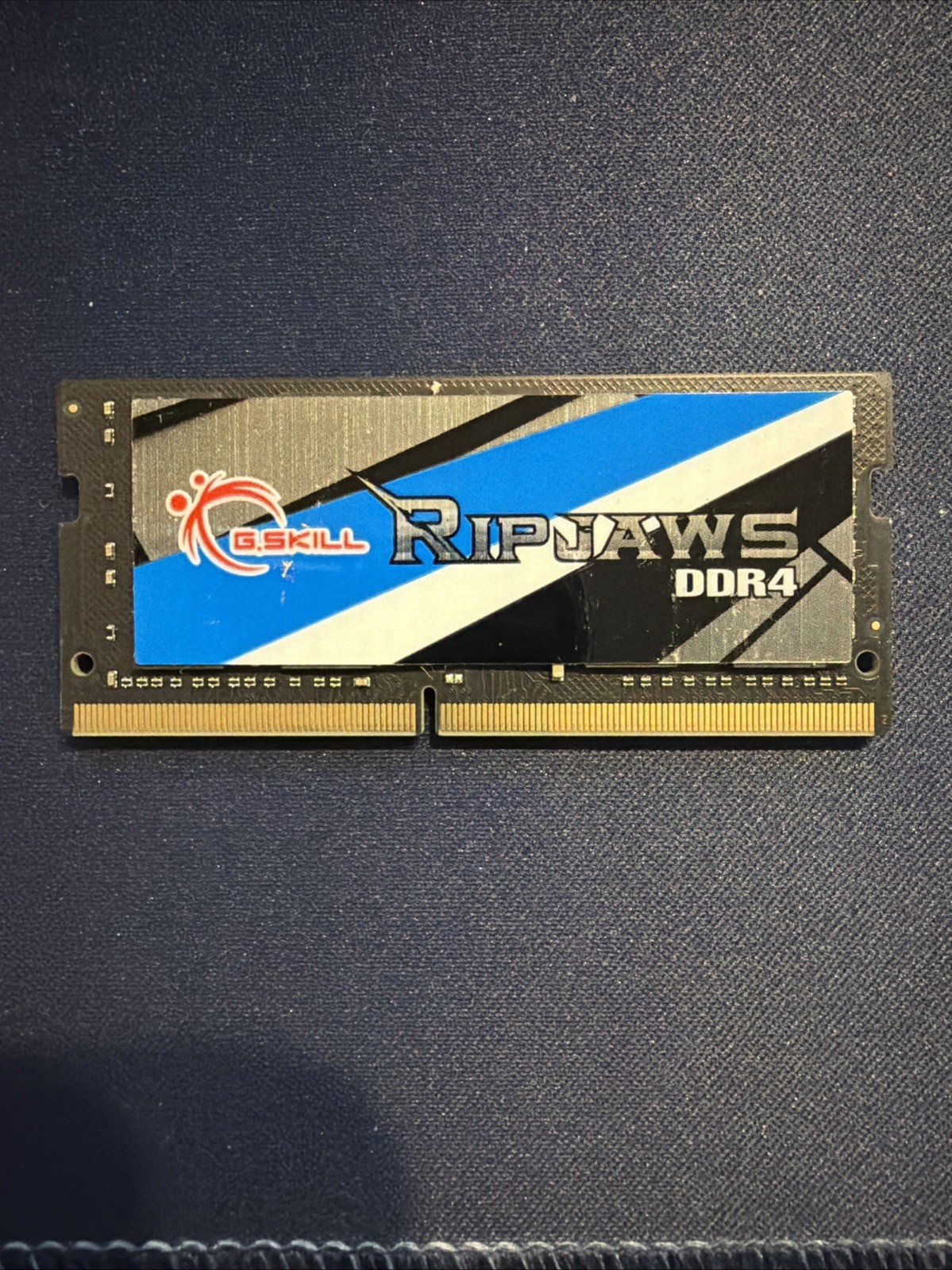 G.Skill 16GB (1x16GB) RipJaws 3200C22D DDR4 CL-22-22-52  Plug & Play