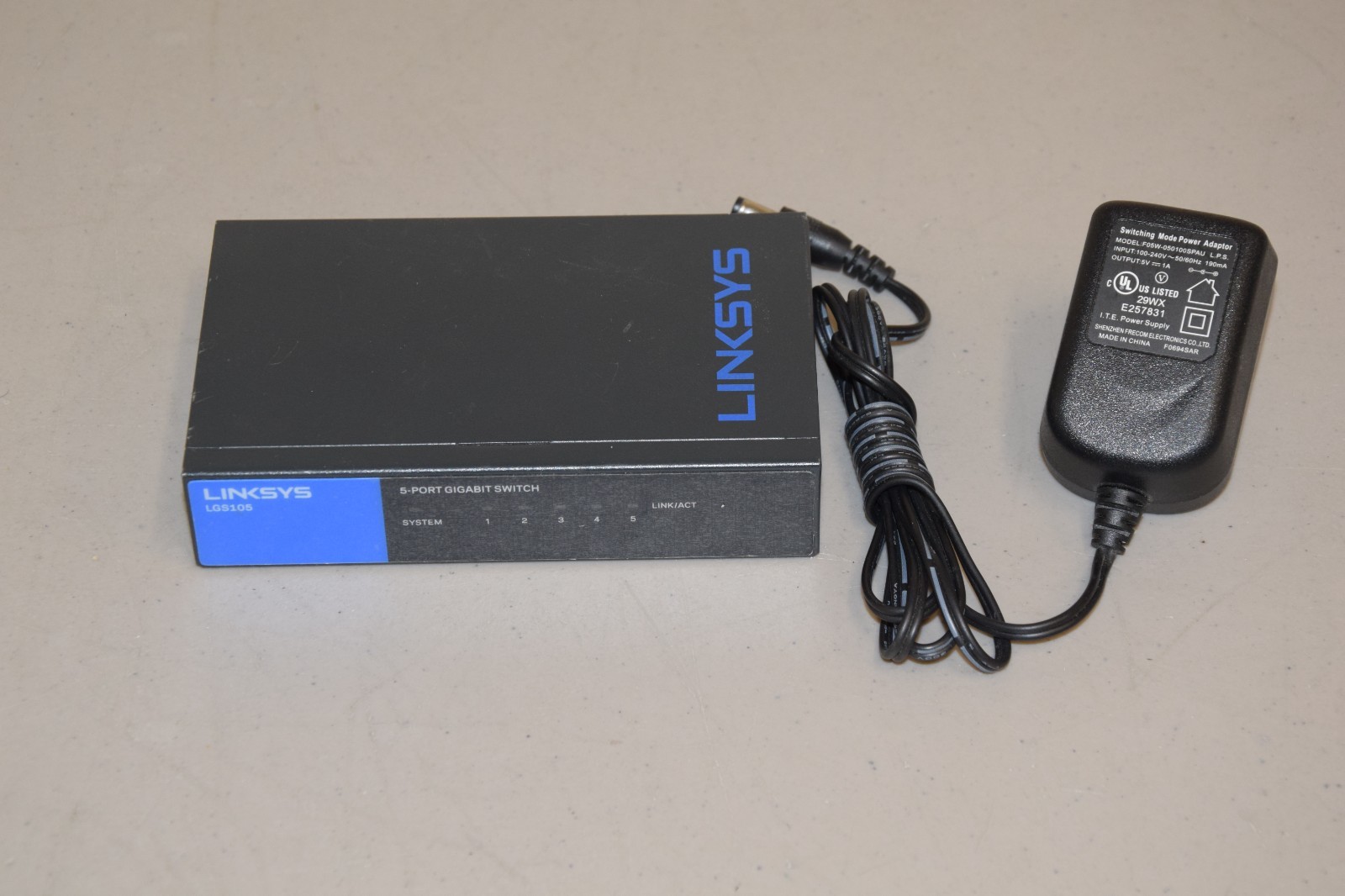 Linksys LGS105 5-Port 10/100/1000 Compact Gigabit Network Switch with 5V PSU