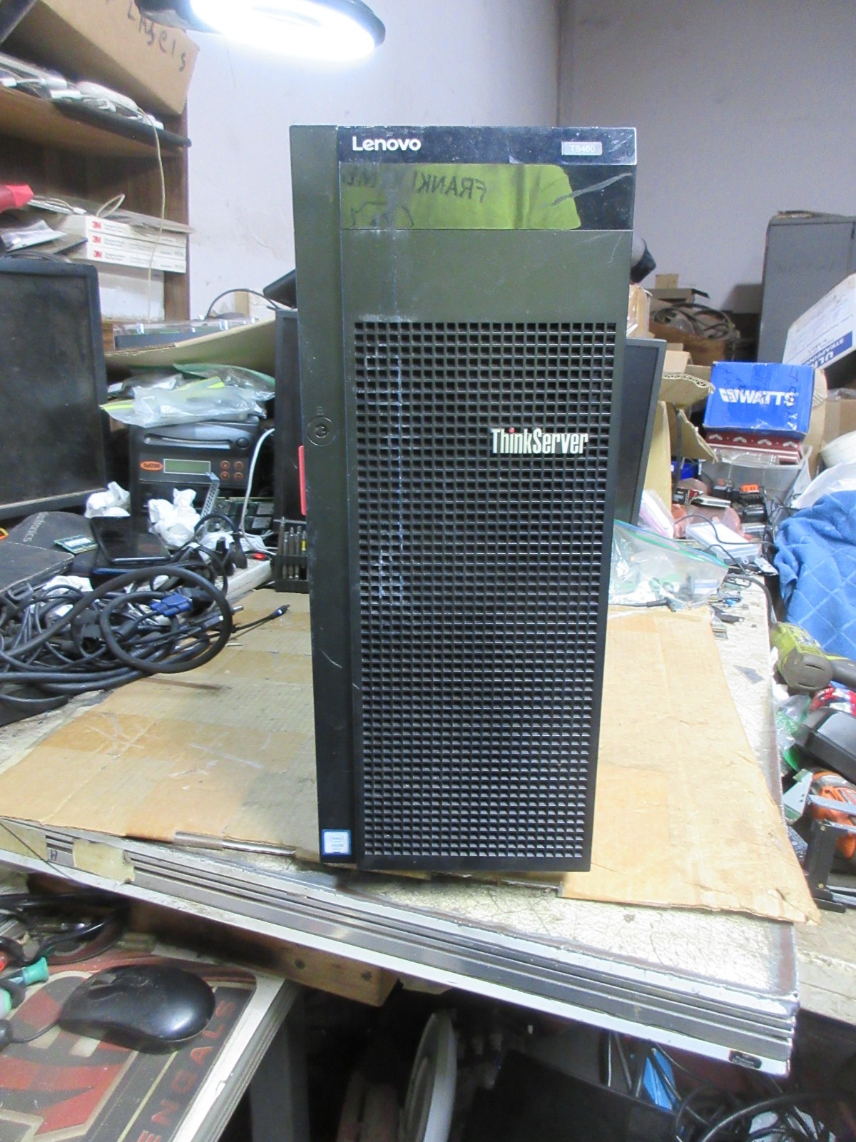 LENOVO ThinkServer TS460~3.0 GHz Xeon E3-1220 v5 8GB DDR4 2X1TB 12G SAS RAID PSU