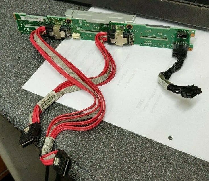 IBM 43V7071 xSeries X3550 M2 SAS 6-Bay Backplane with 2x 43V6921 SAS Cables