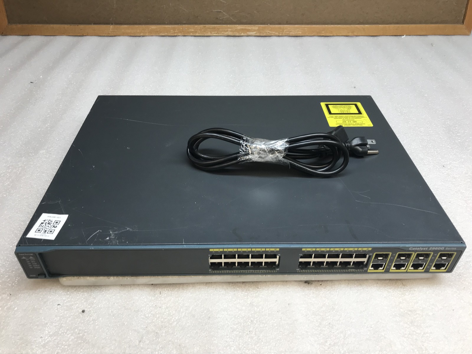 Cisco Catalyst 2960 WS-C2960G-24TC-L V03 Managed 24-Port Network Swiitch