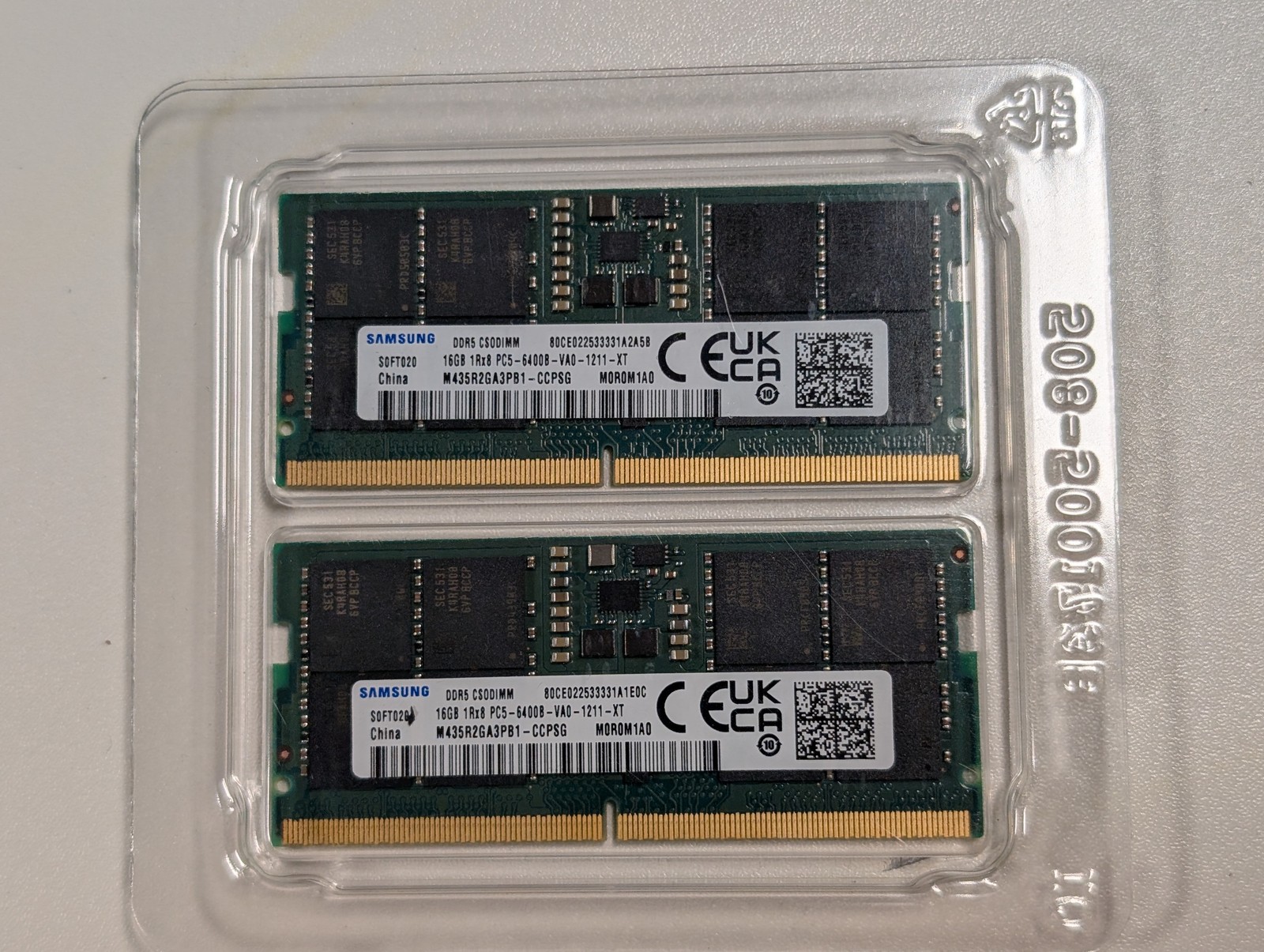 32 GB RAM kit (2 x 16 GB). Original identity: Samsung 32GB (2x16GB) DDR5-6400 PC
