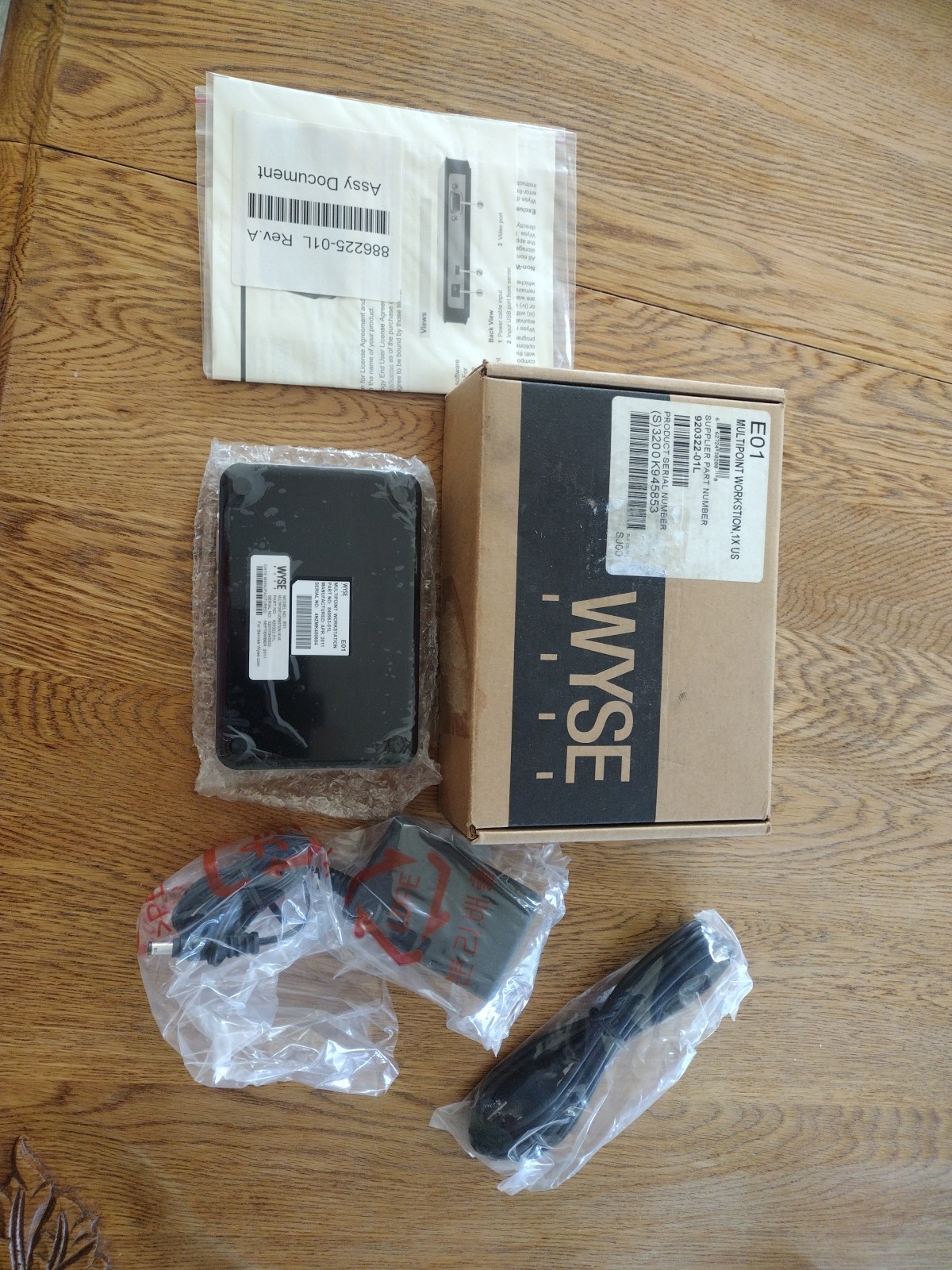 WYSE E01 Zero Client Multipoint Workstation 920322-01L 849953-01LW/Adapter & Box