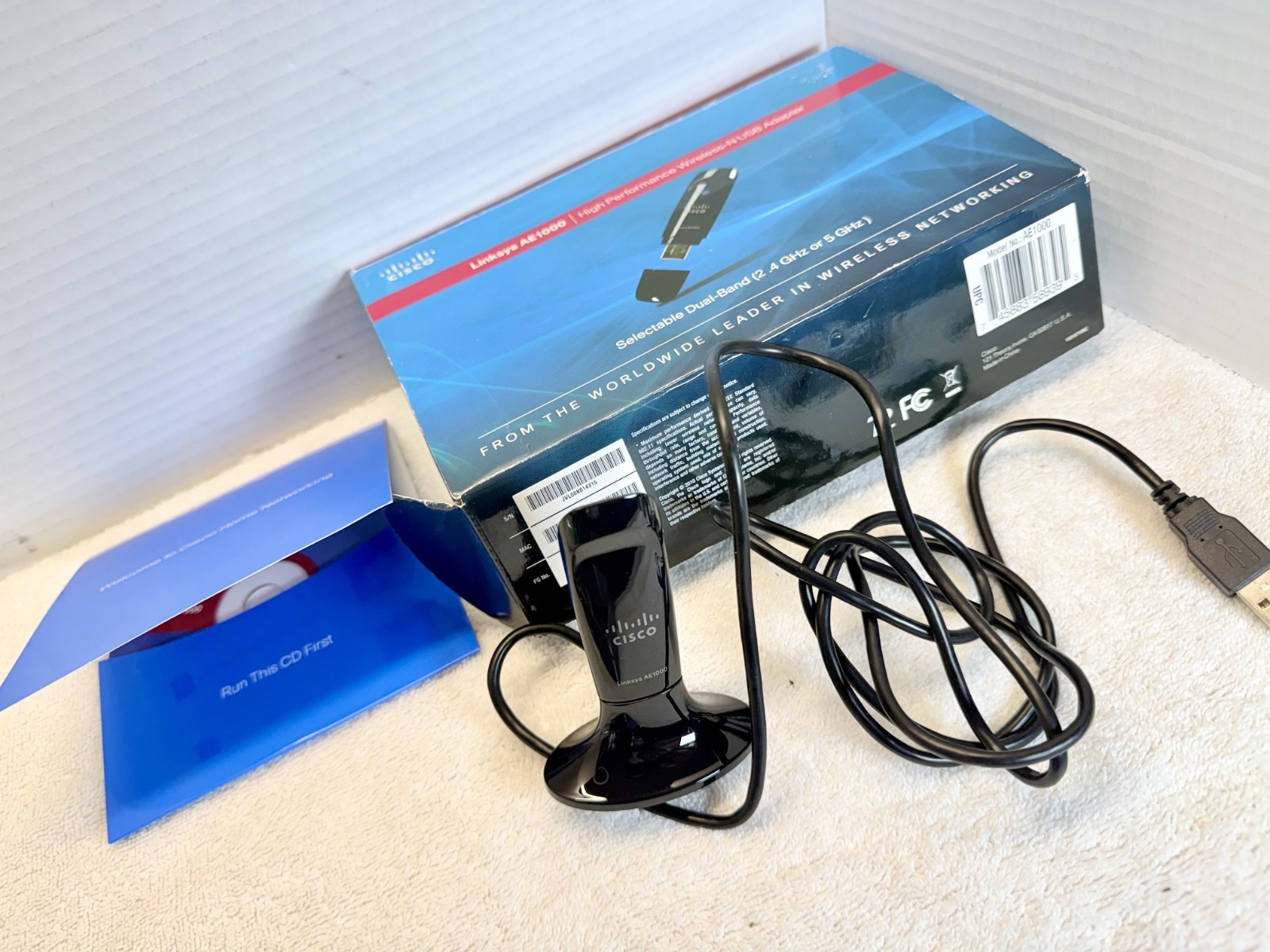 Cisco Linksys AE1000 High Performance Wireless-N USB Adapter Dual-Band 2.4/5GHz 