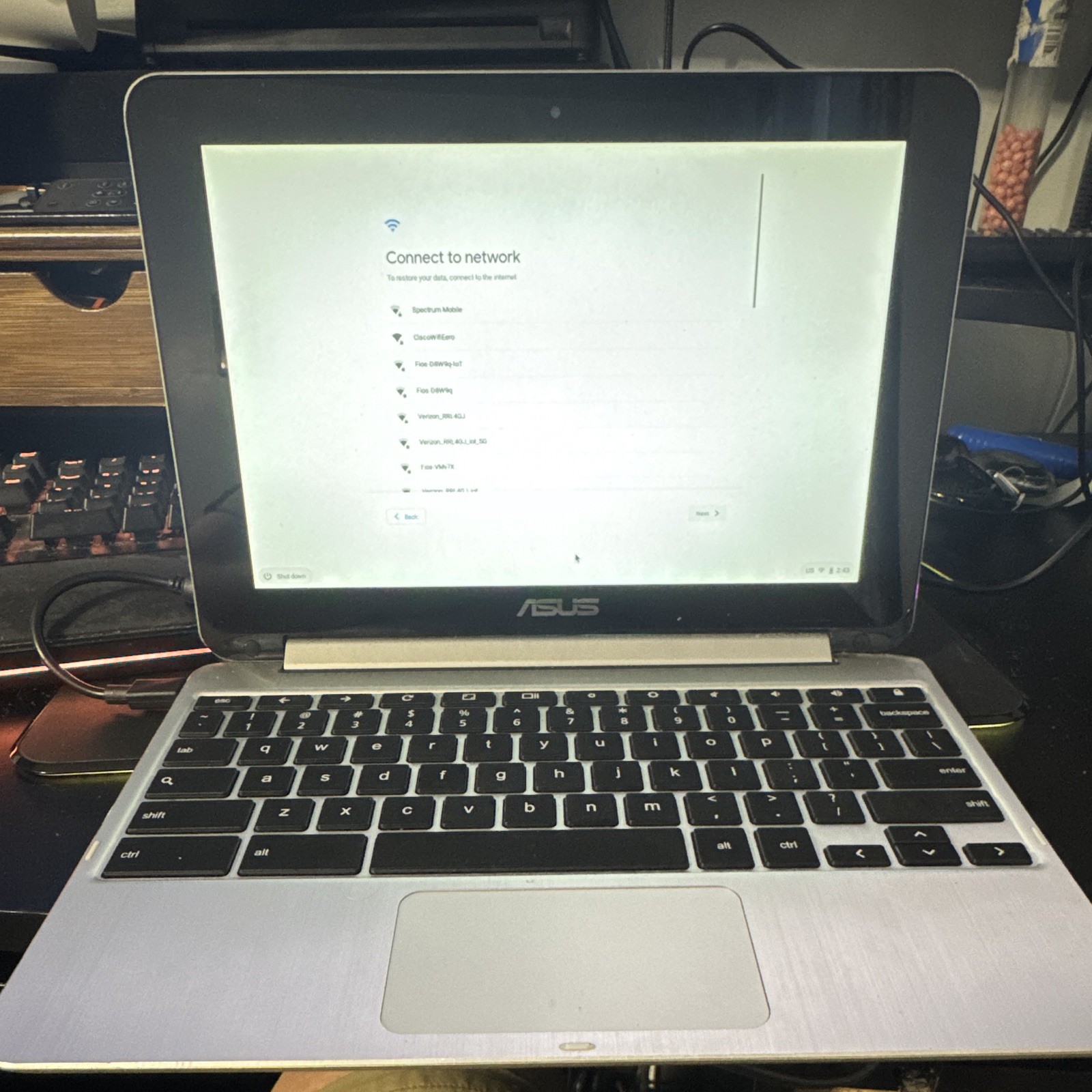 ASUS Chromebook C100P 10.1" Rockchip 2GB 16GB eMMC Chrome OS Silver w/Charger