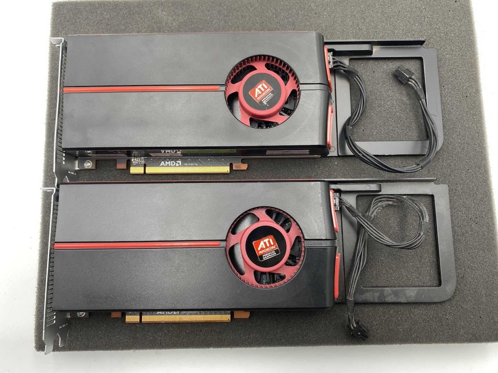 Lot of 2 AMD ATI Radeon HD 5770 1GB GDDR5 Graphics Card for Apple Mac Pro A1289