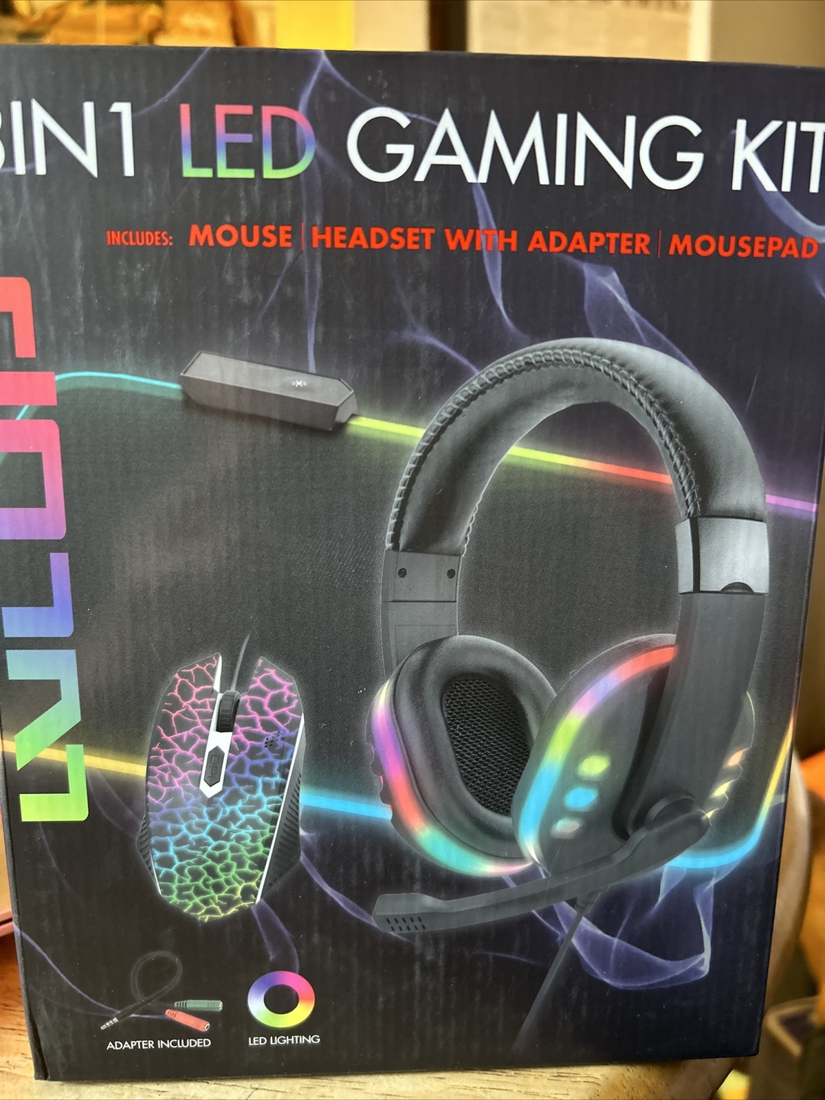 LVLUP  3 in 1 LED Gaming Kit Includes Mouse, Headset w/Adapter, Mousepad Vivitar