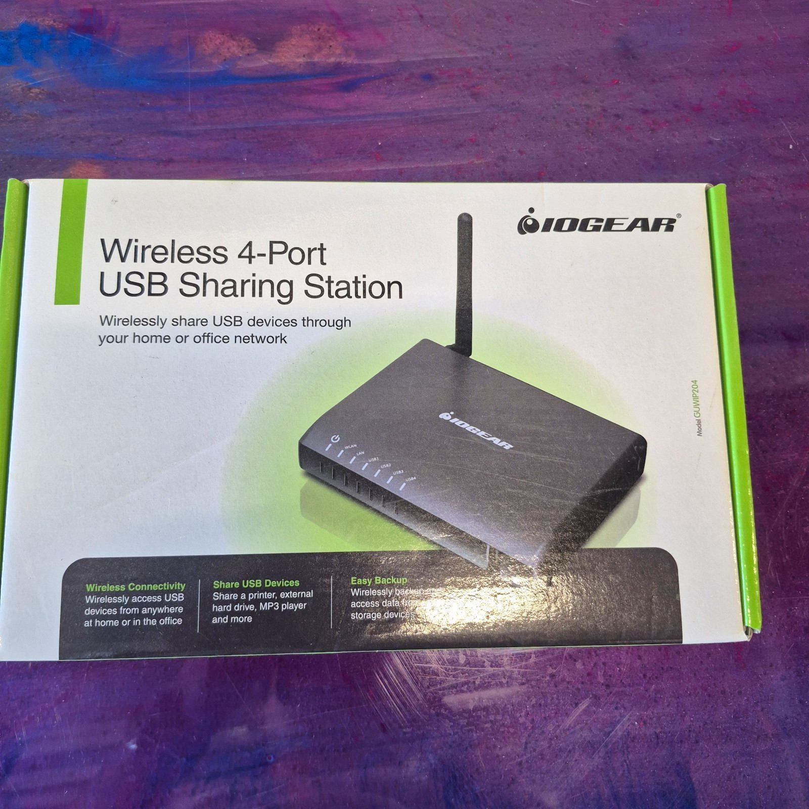IOGEAR Wireless 4-Port USB 2.0 Sharing Switch Station 1:4 Black GUWIP204