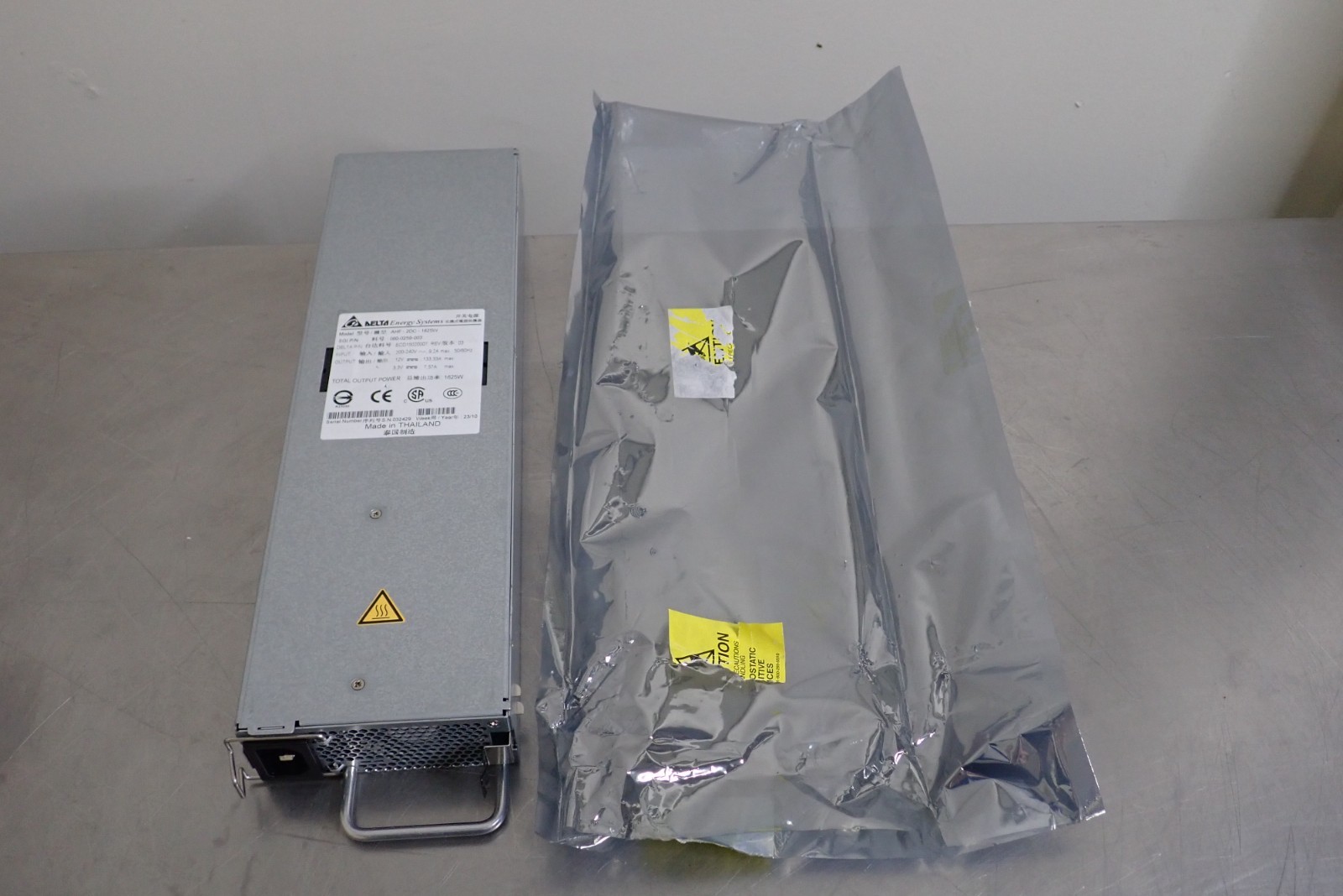 Delta Energy Systems AHF-2DC-1625W Server Power Supply