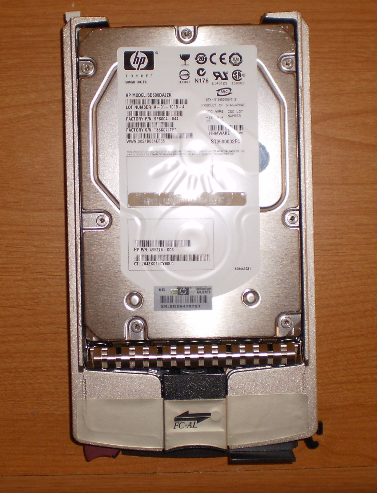 AP730A   AP730B   518737-001  HP HDD 600GB 10K FIBRE CHANNEL 3.5"