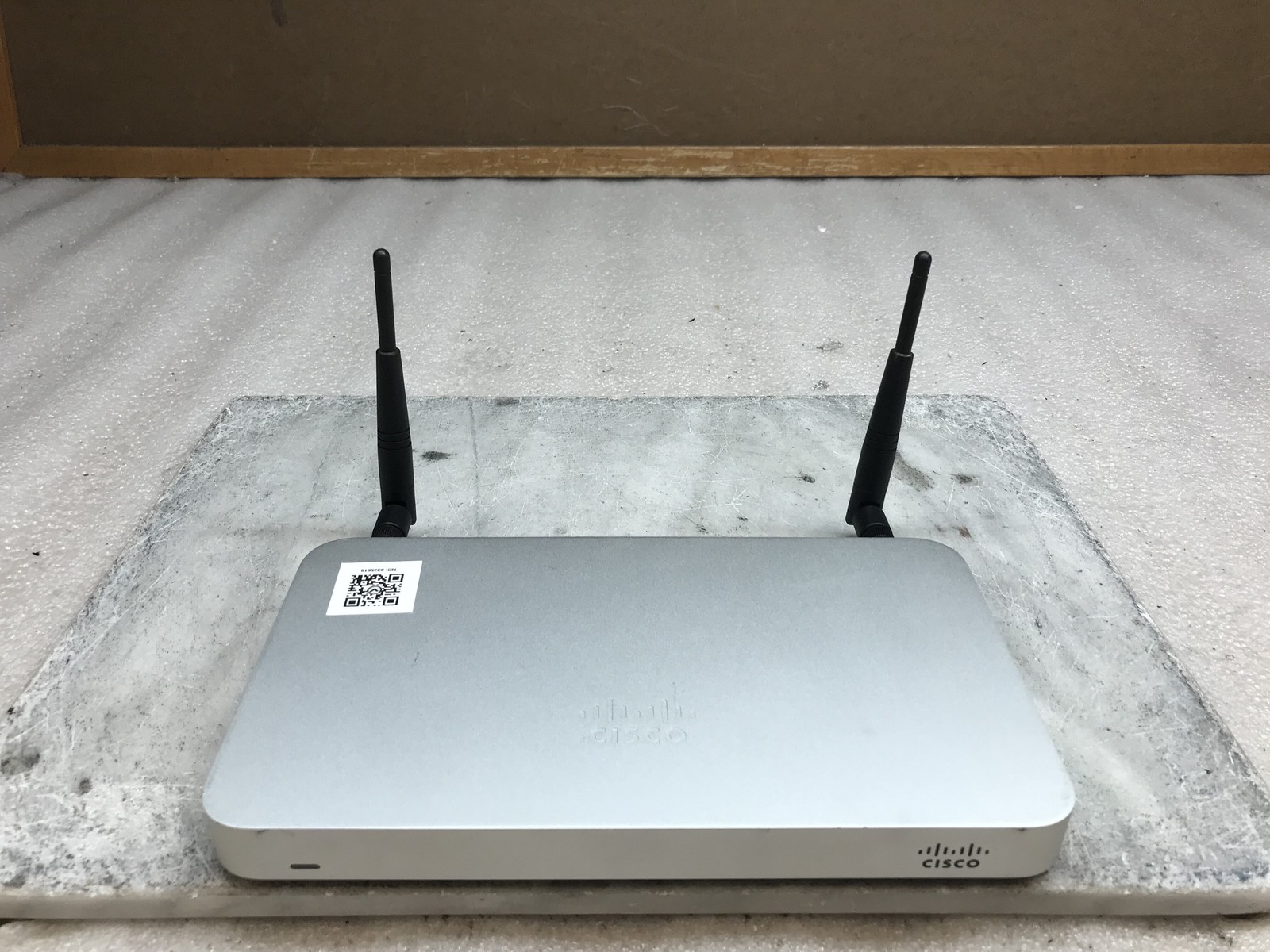 Cisco Meraki MX64W-HW Cloud Managed Firewall Security Appliance, UNCLAIMED