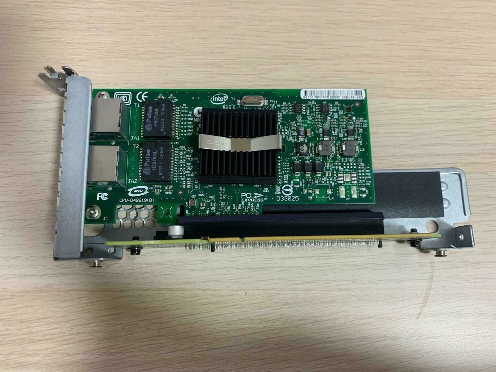 Intel CPU-D49919 (b) Intel PRO/1000 PCI-X PT Dual Port Server Adapter