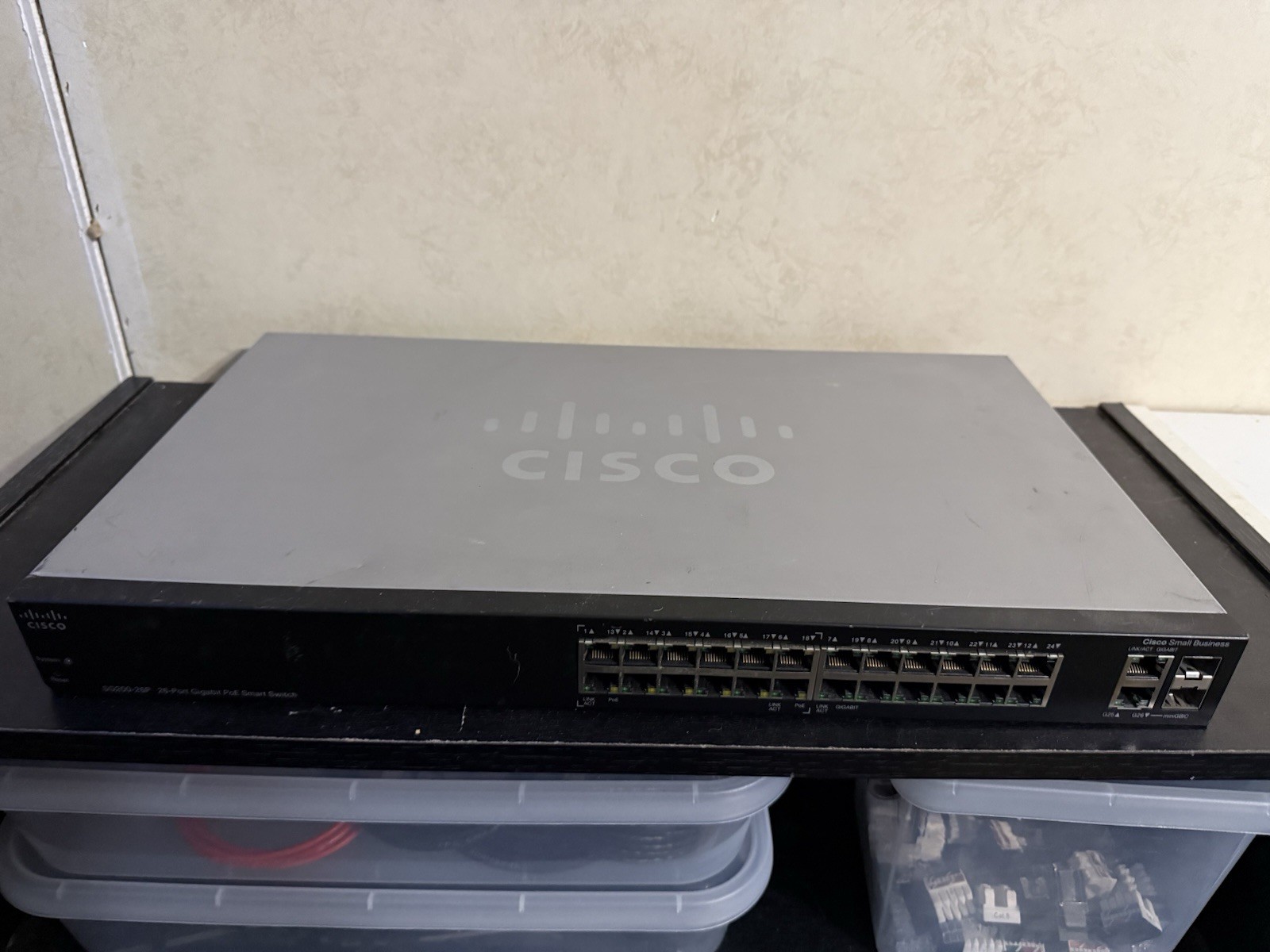 Cisco SG200-26 26-port Gigabit Smart Switch