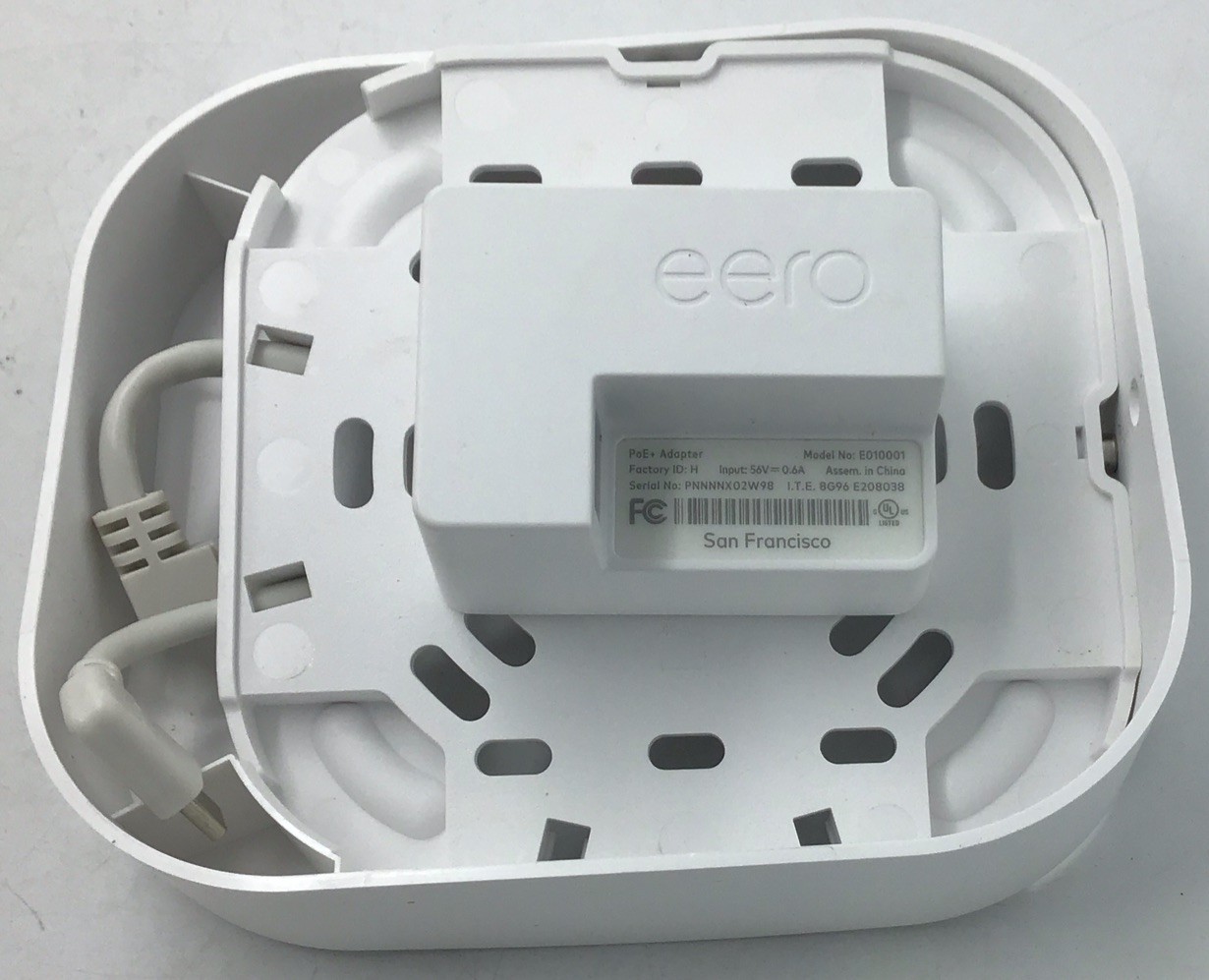 Eero PoE+ Adapter E010001  For PoE+ and Eero Pro  w929