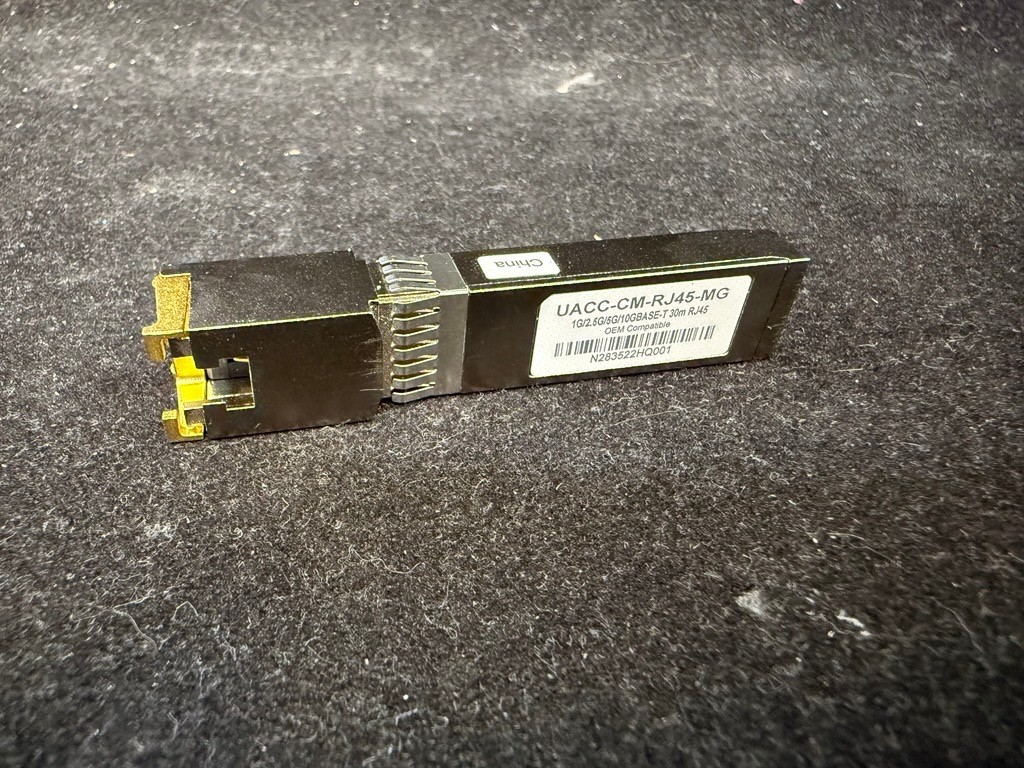***NEW*** Ubiquiti Compatible UACC-CM-RJ45-MG SFP+ RJ45 30m 10G transceiver