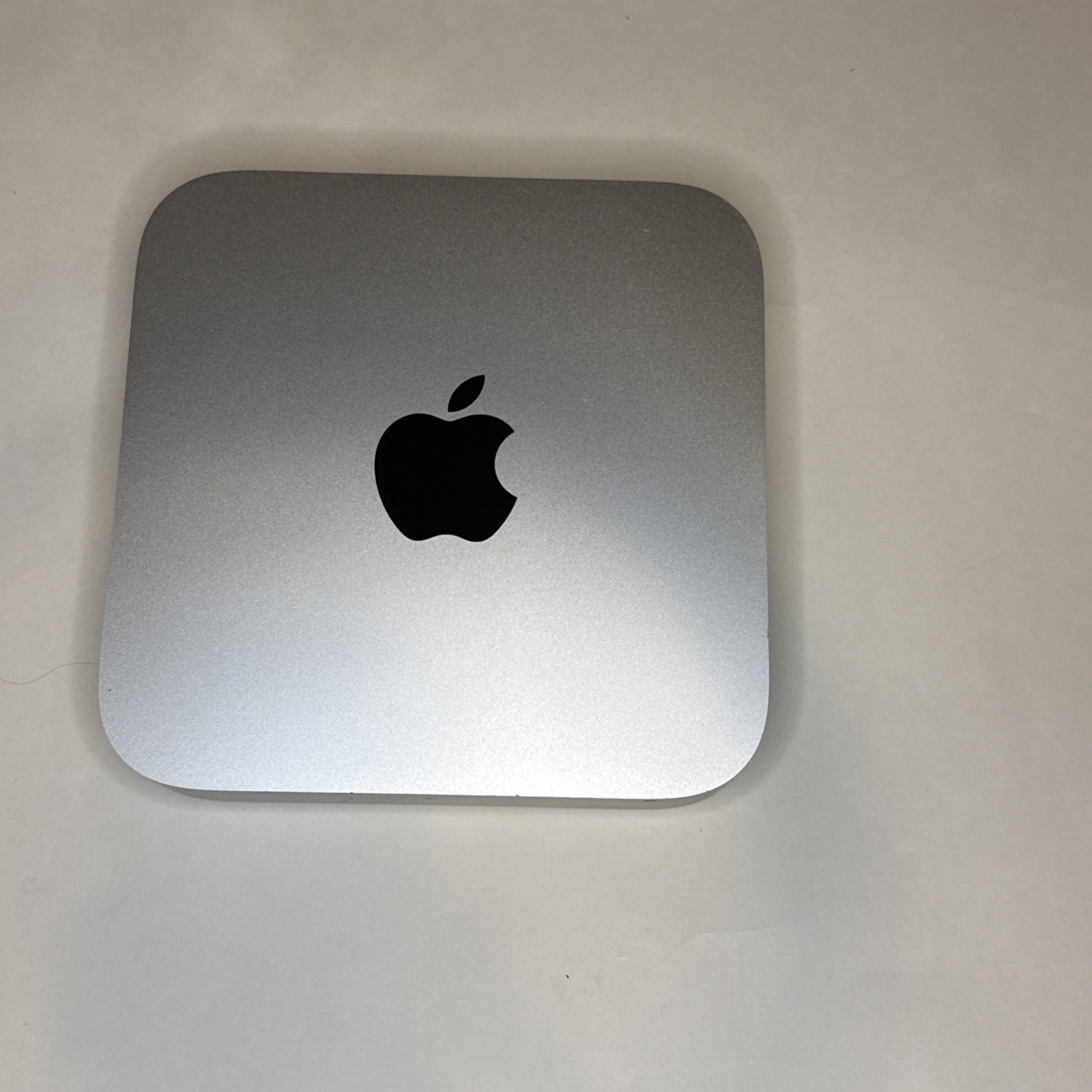 Apple A1347 Mac Mini Core i5-4278U 2.6GHz 8GB RAM 1TB HDD Mac OS Late 2014