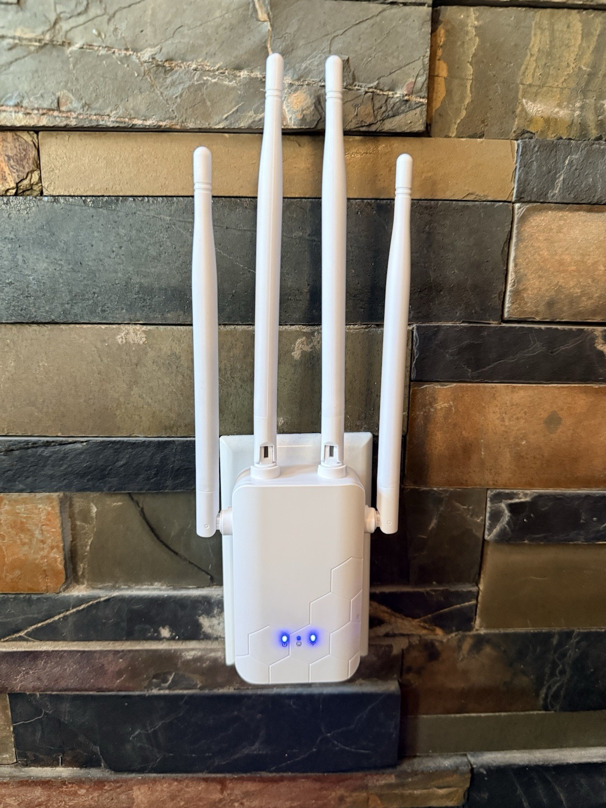 WiFi Extender Internet Booster Long Range Repeater Wireless Routers Cyseed