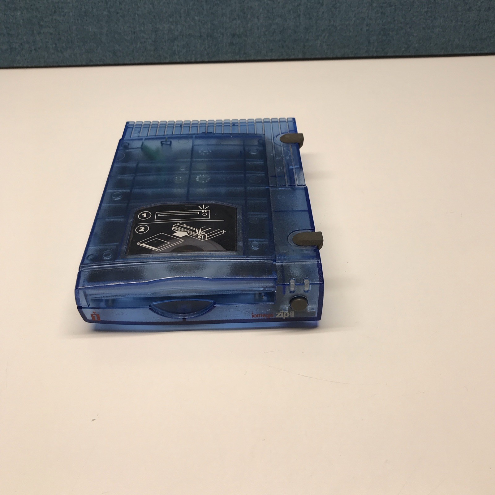 IOMEGA ZIP 100 BLUE TRANSPARENT EXTERNAL DRIVE Z100USB No Power Supply As IS