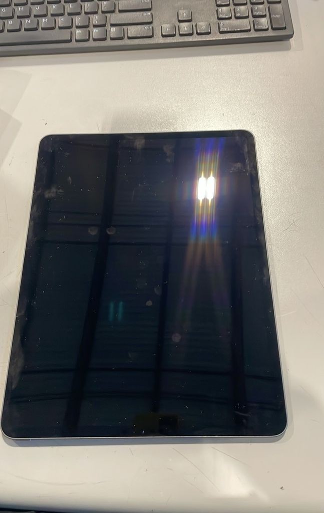 FOR PARTS ONLY  Apple iPad Pro 129inch 4th