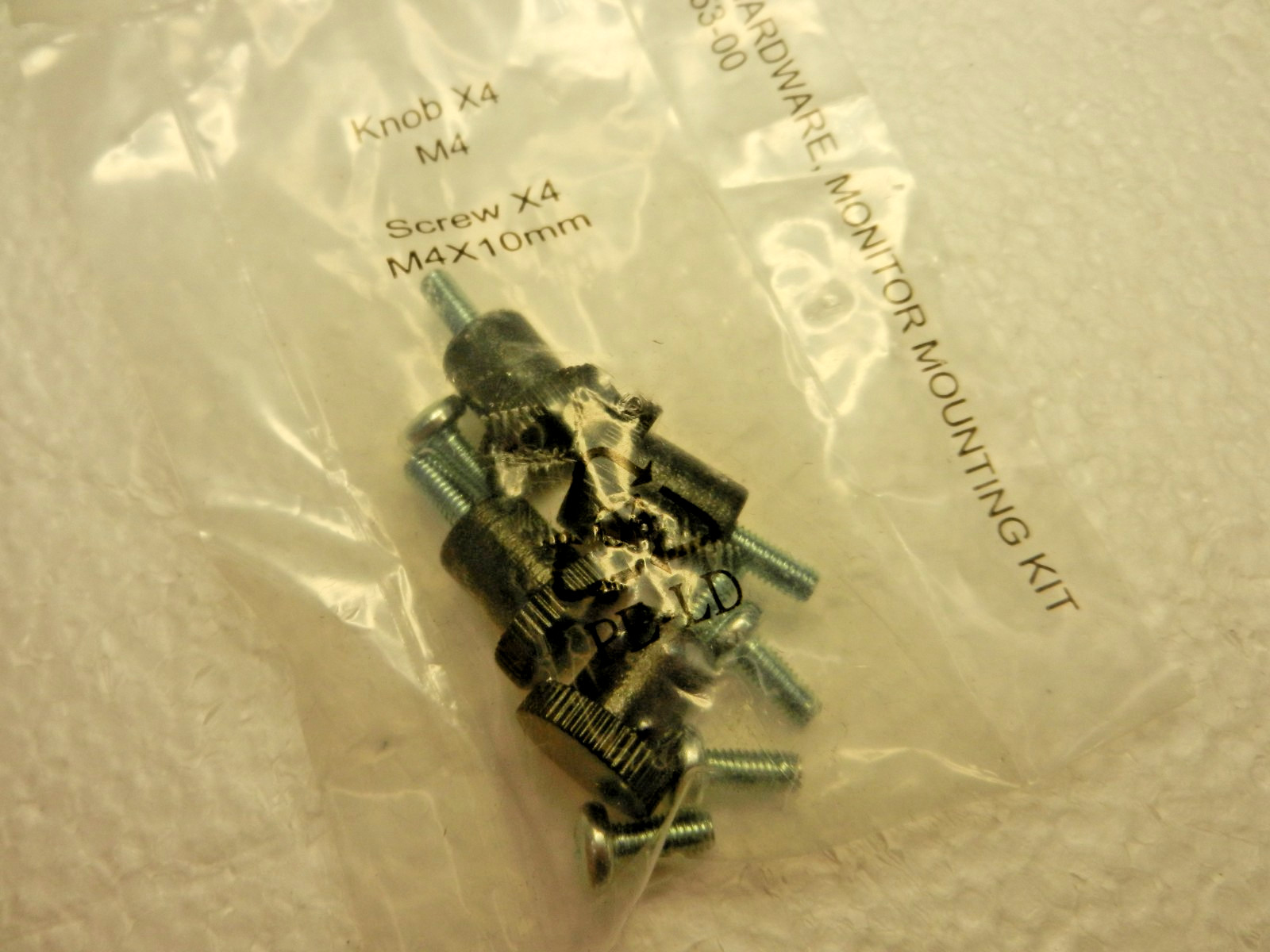 NEW - ERGOTRON 697-253-00 Set Of 4X M4 Monitor Thumb Screw KNOBS & Screws HD ARM