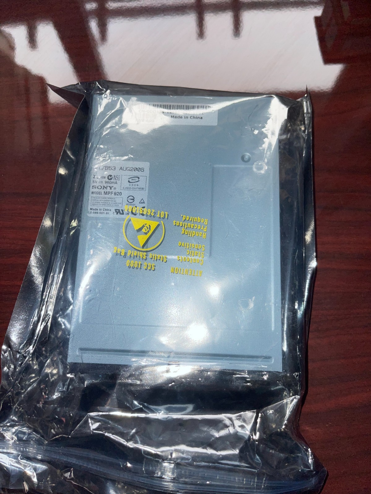 NOS Sony MPF920 Internal Desktop 3.5 inch Floppy Disk Drive 1.44MB - NEW