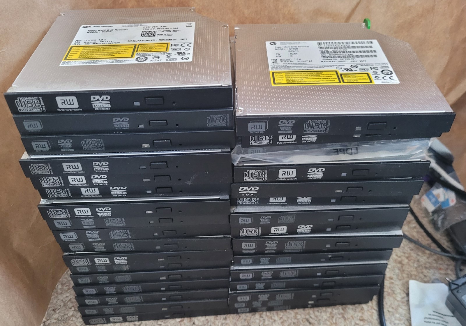Lot of 35 HP/ Dell DVD/CD-RW 12.7mm Drives GTA0N DS-8A9SH SN-208 DS-8A8SH GT50N