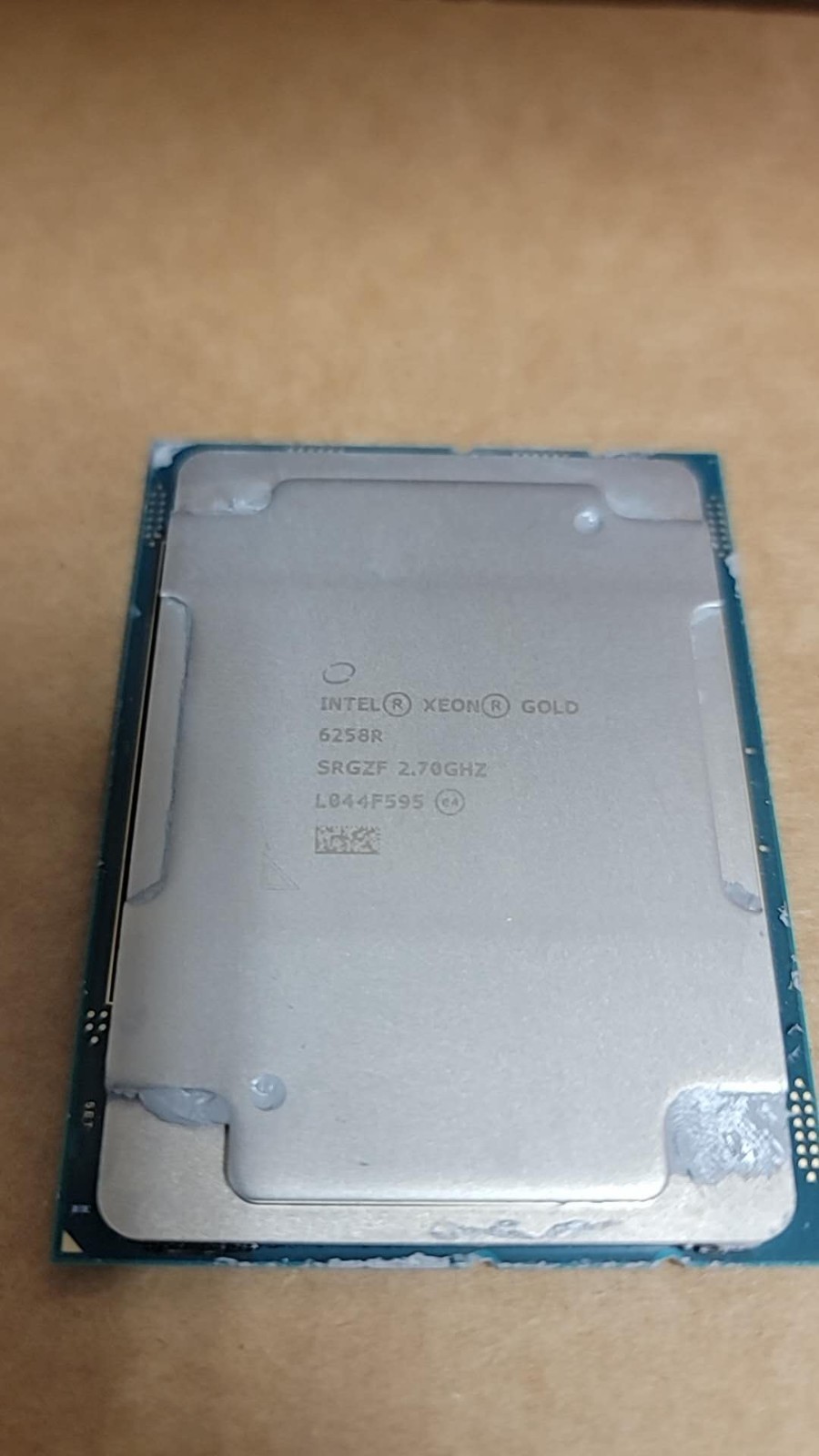 Intel Xeon Gold 6258R SRGZF 2.7GHz 38.5MB 28-Cores LGA 3647 CPU Server Processor