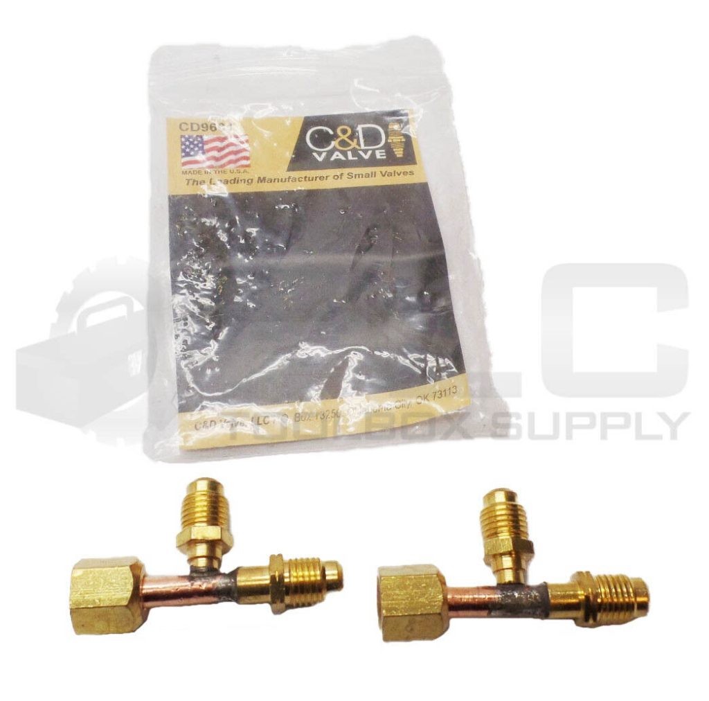 NEW BAG OF 2 C& D VALVE CD9601 CONNECTING TEE 1/4"F FLARE X 1/4"M