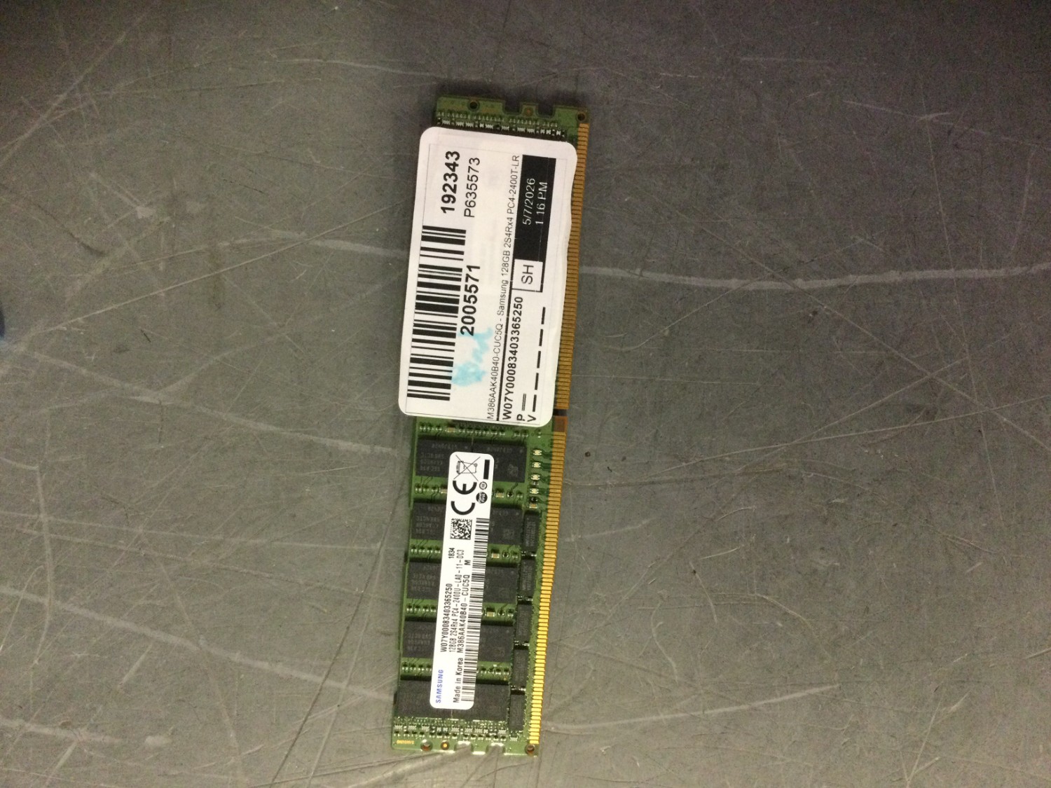 Samsung 128GB 2S4Rx4 PC4-2400T-LR DDR4 ECC LRDIMM M386AAK40B40-CUC5Q DEF 2005571