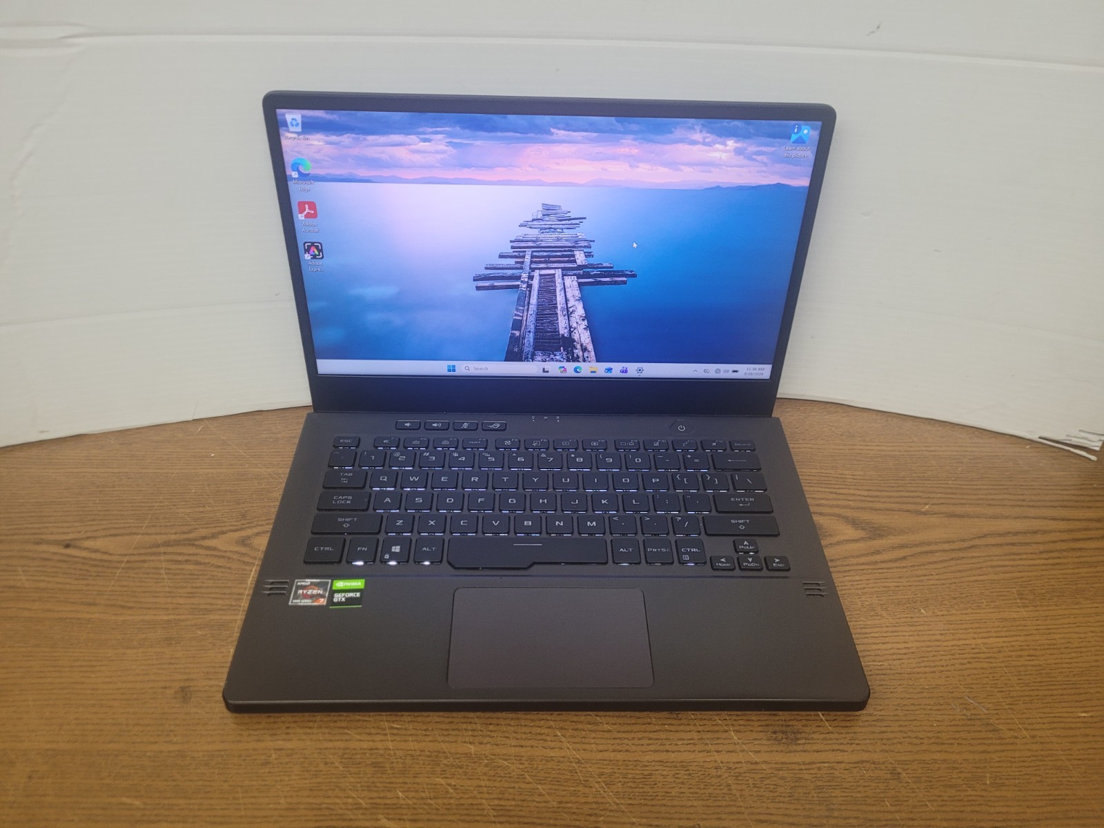 ASUS ROG Zephyrus G14 GA401Q 14" AMD Ryzen 7 5800HS 16GB RAM 512GB SSD GTX 1650