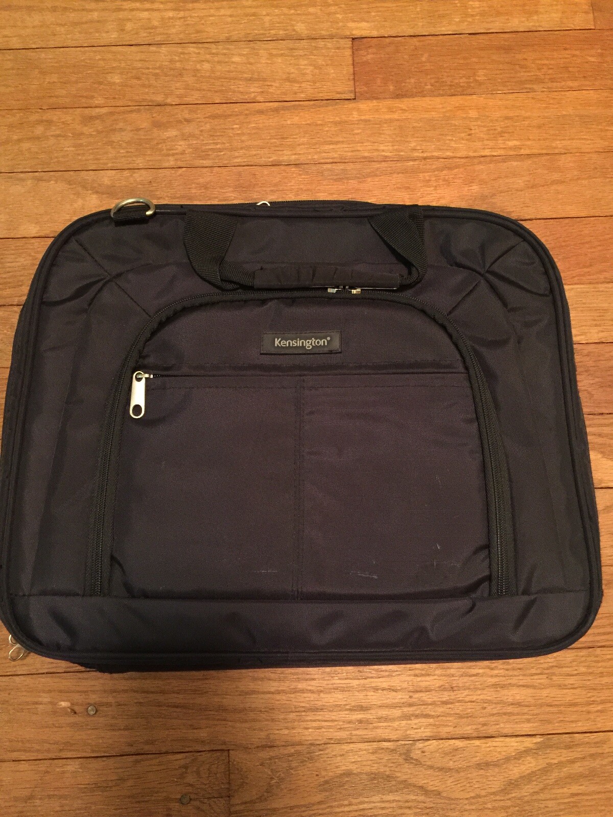 Kensington Black Padded Neoprene 15 Inch Laptop Tablet  toteBag  Strap Pre-Owned
