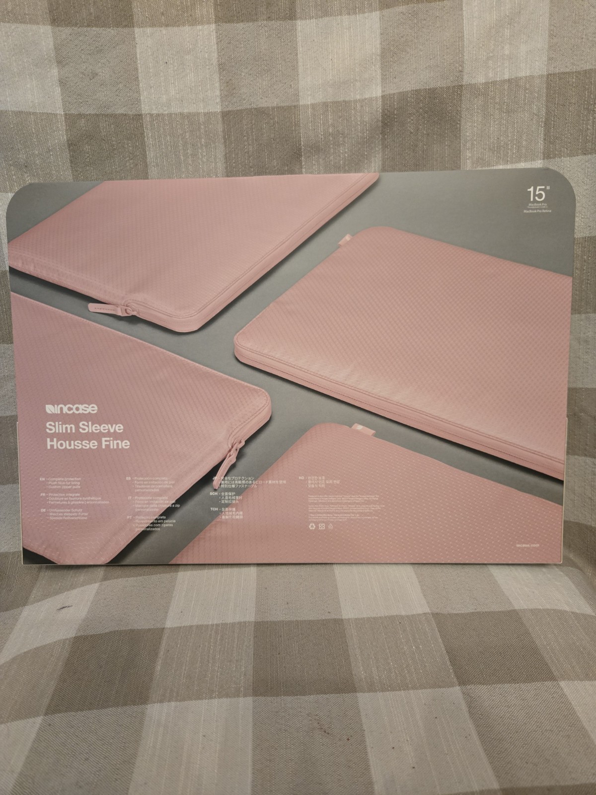 Incase Slim Sleeve 15 in Padded Nylon Laptop Sleeve Case, Pink