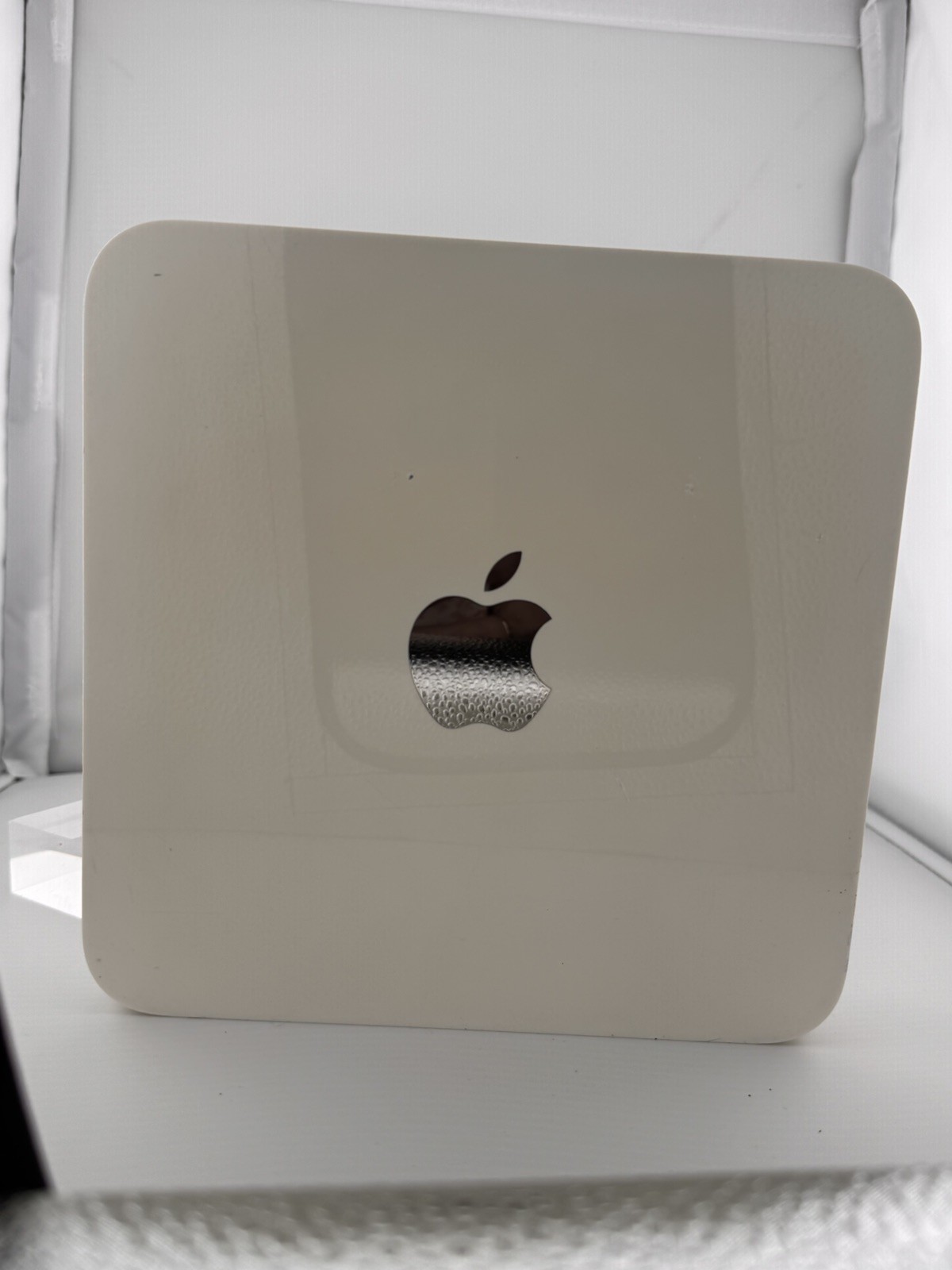 APPLE TIME CAPSULE A1302 2TB This unit is not tested. No power cord.