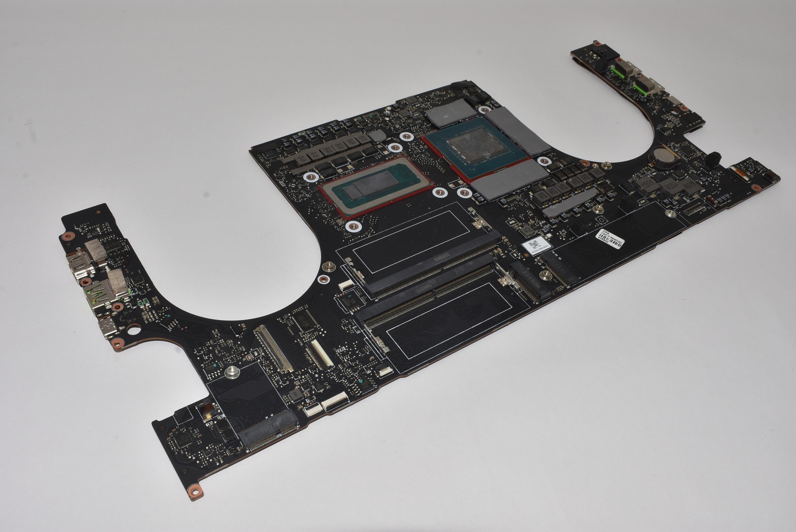 RC05-03720700-0000 Razer Intel i7-12700K RTX 3070 Ti Motherboard RZ09-0421NEC...