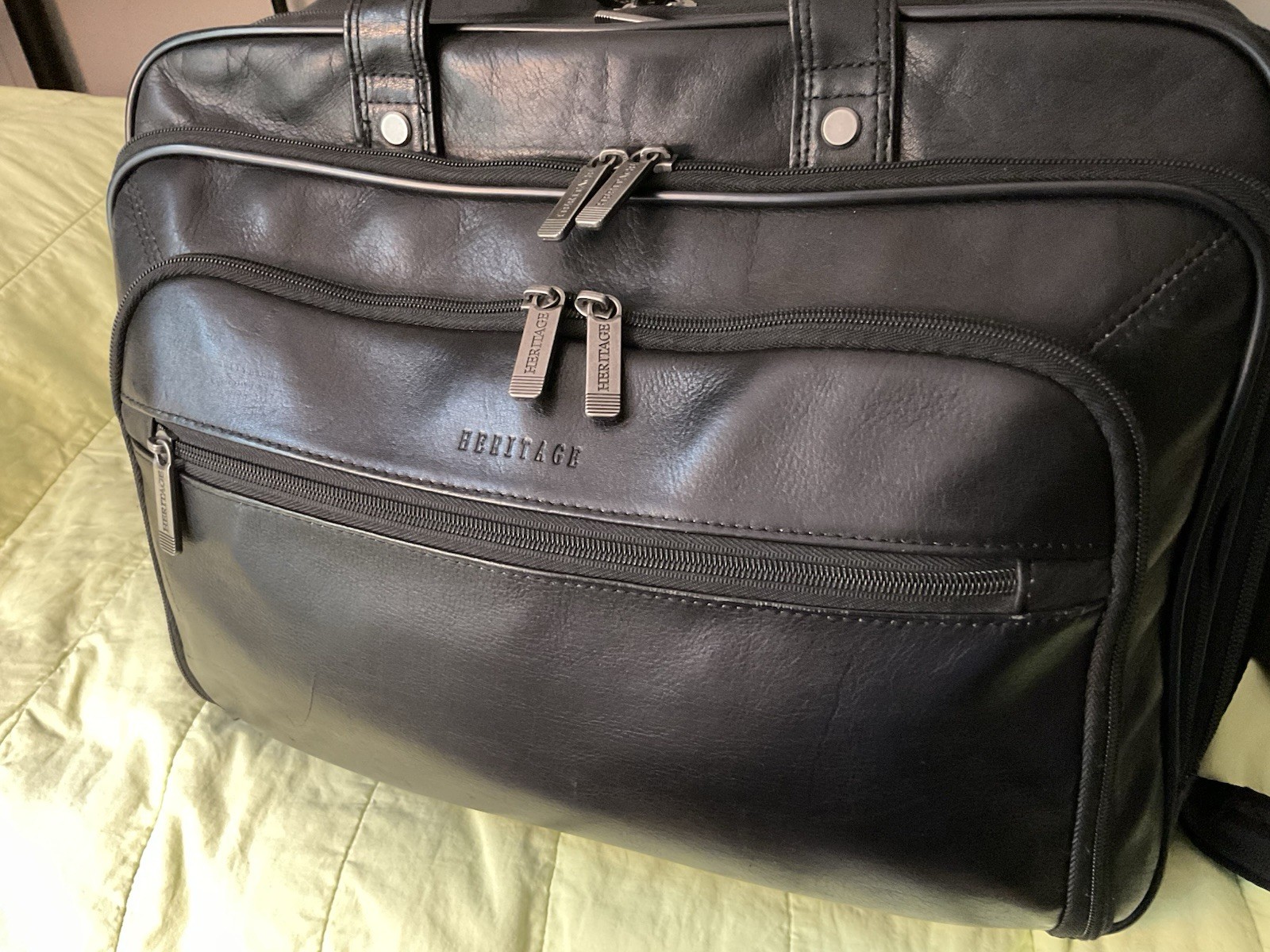 Heritage Kenneth Cole Black Genuine Leather Overnight Travel Briefcase 16x12x7