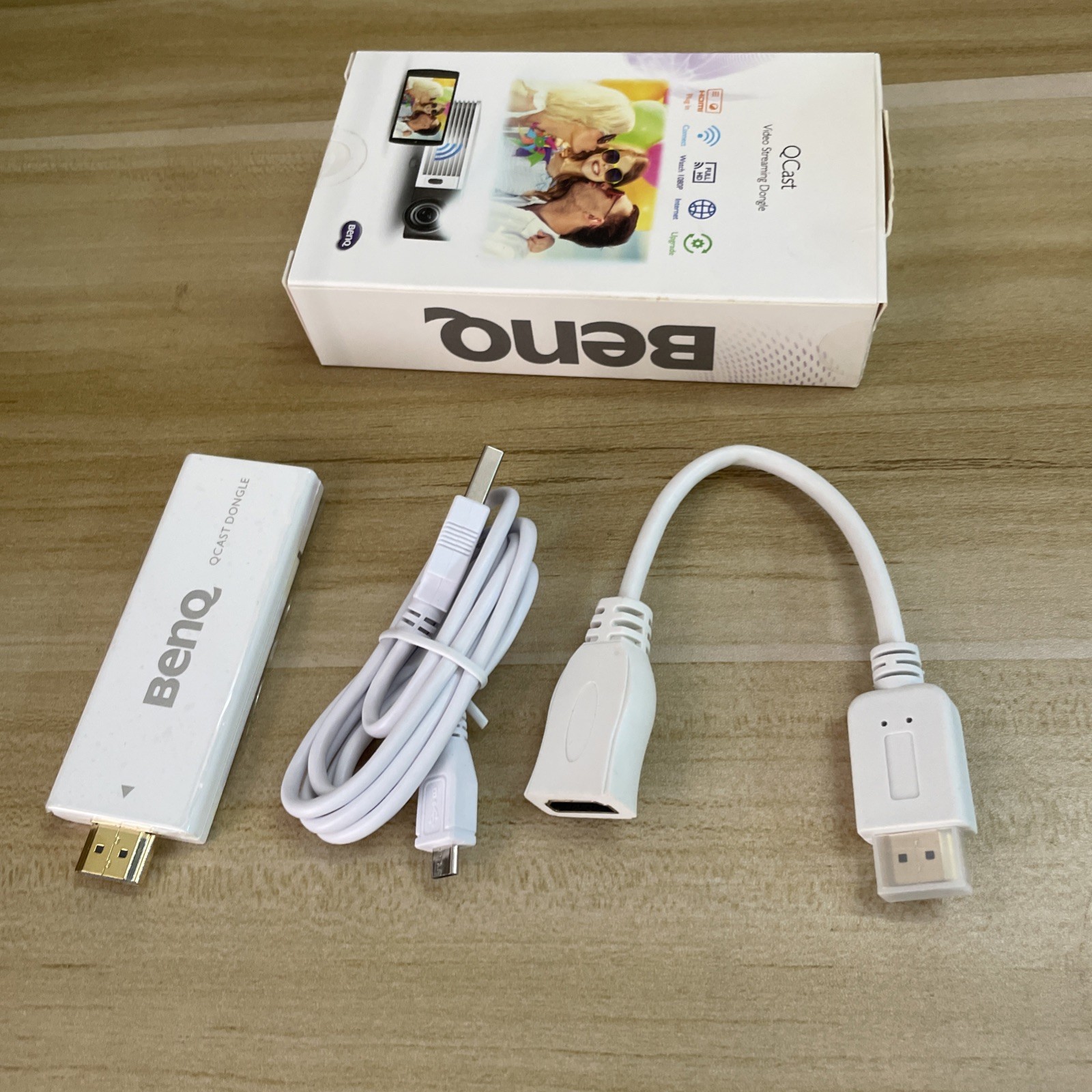Genuine BENQ QP01 QP-01 QCast Video Streaming Wireless Dongle Adapter HDMI