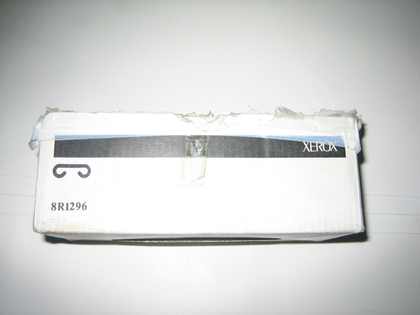 Xerox 8R1296 Staples Original Staple Cartridges 4 x 5.000 (008r01296) Open Box