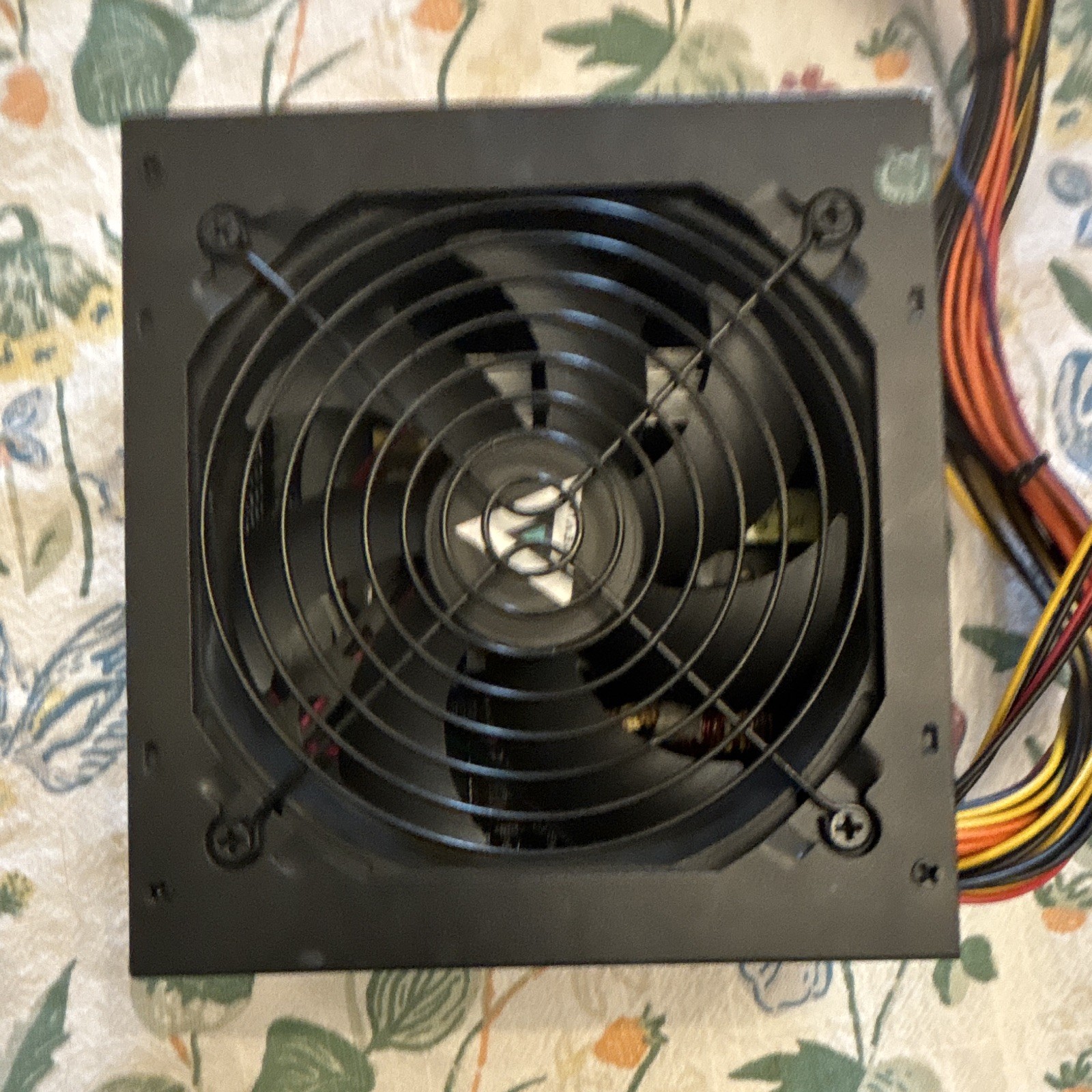 Apevia VS450W 450W ATX Power Supply Unit 20+4 Pin, Black, 1 Fan, NO GPU CABLE