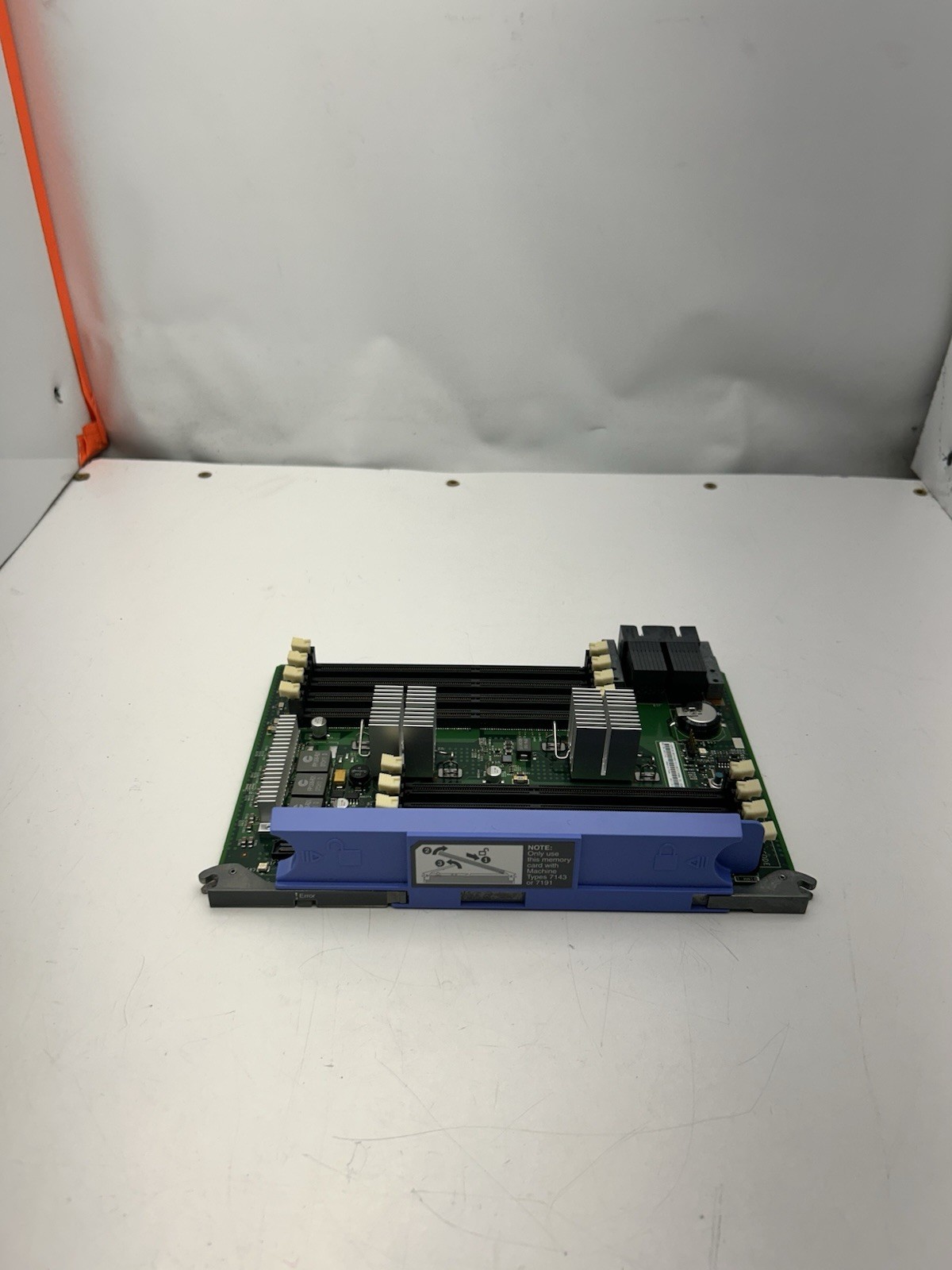 46M0001 IBM Corporation IBM MEMORY RISER 88Y5464 FOR X3850 X5 X3950 X5