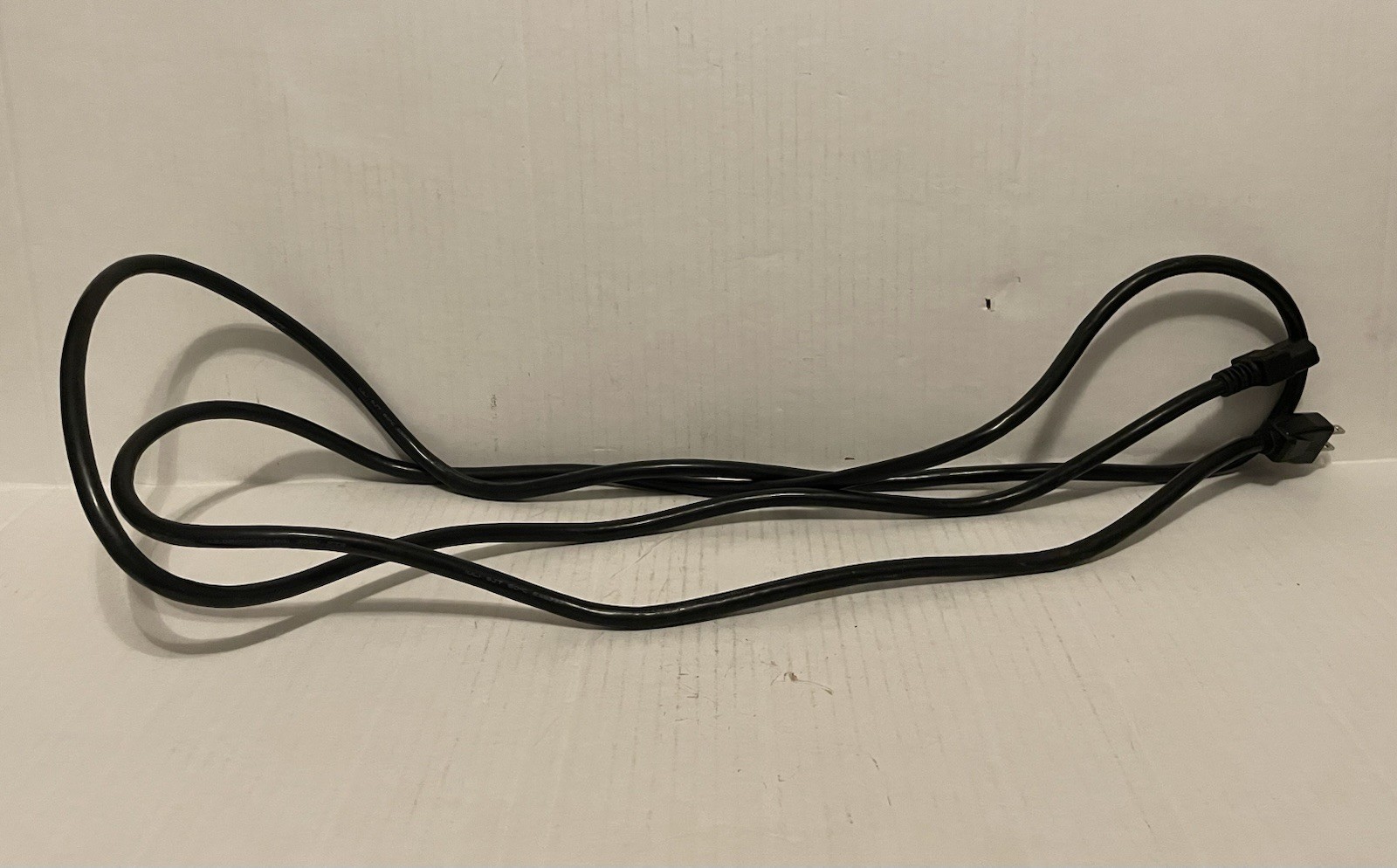 I-SHENG IS-14 1250W Power Cord Black Three-Prong 10A 125V, 10 Feet Long