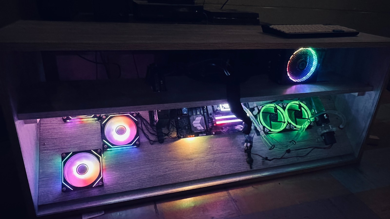 High Performance Personal Gaming Computer/Entertainment center