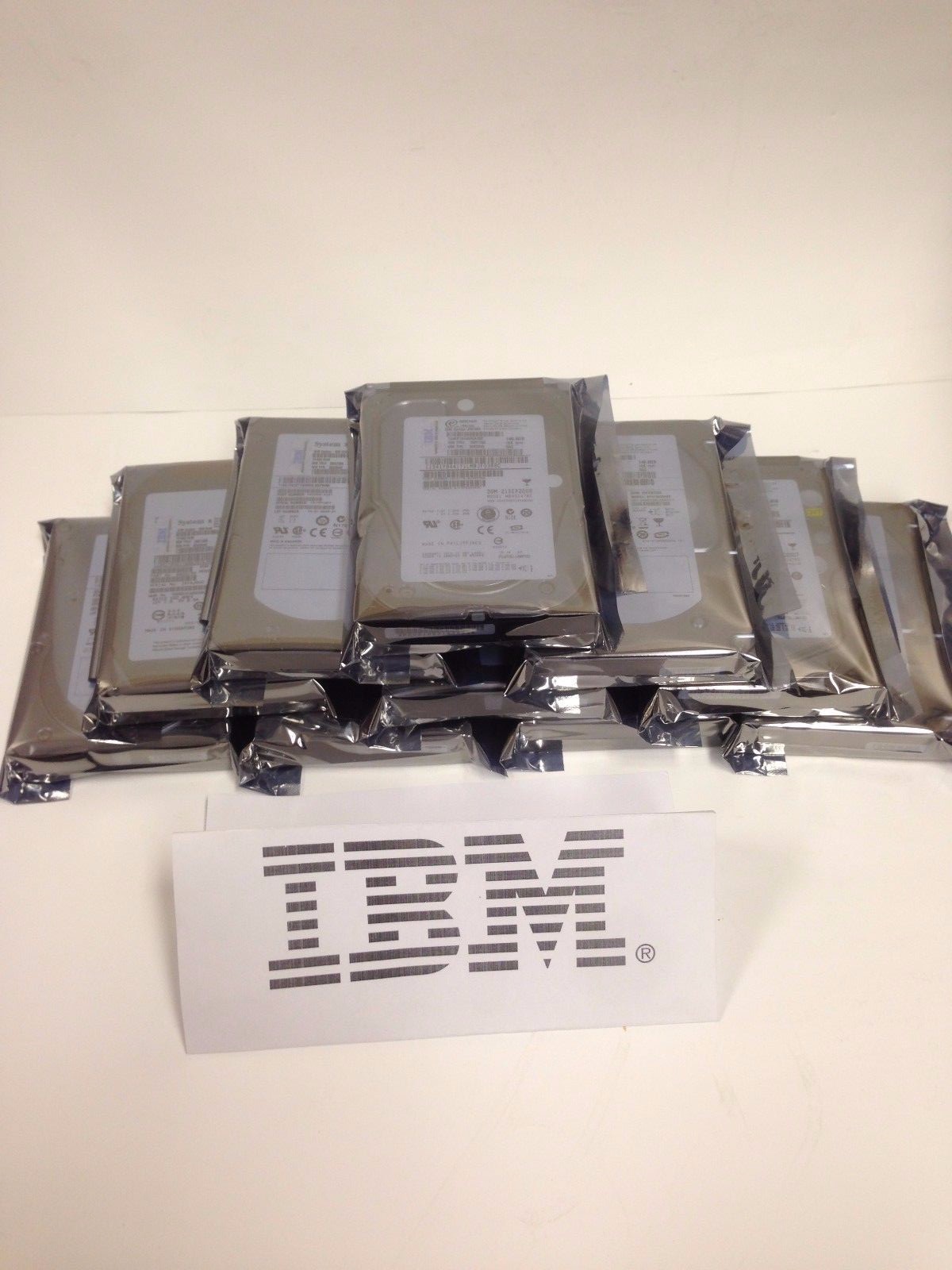 IBM 42D0653 42D0652 42D0652 146GB 15K 2.5" SAS HARD DRIVE W/O TRAY