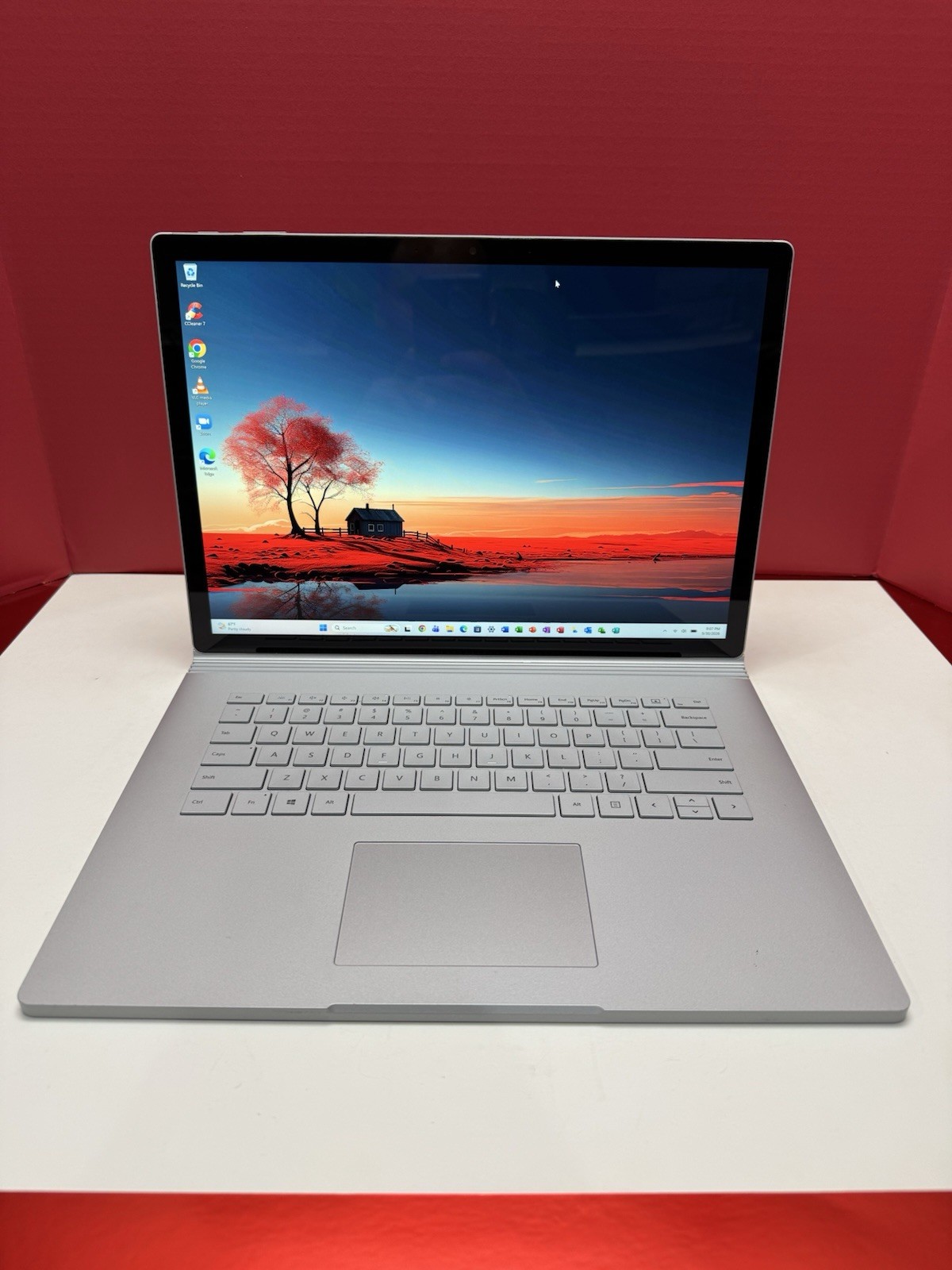 Surface Book 3 1899 i7 1065G7 1.3GHz 16GB RAM 256GB SSD GeForce GTX 1660 Ti 