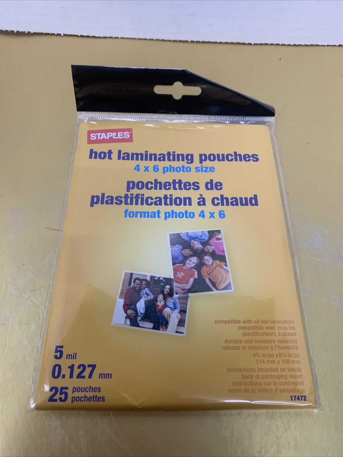 New  Staples Thermal Pouches, Photo (4" x 6"), 25/Pack (17472)