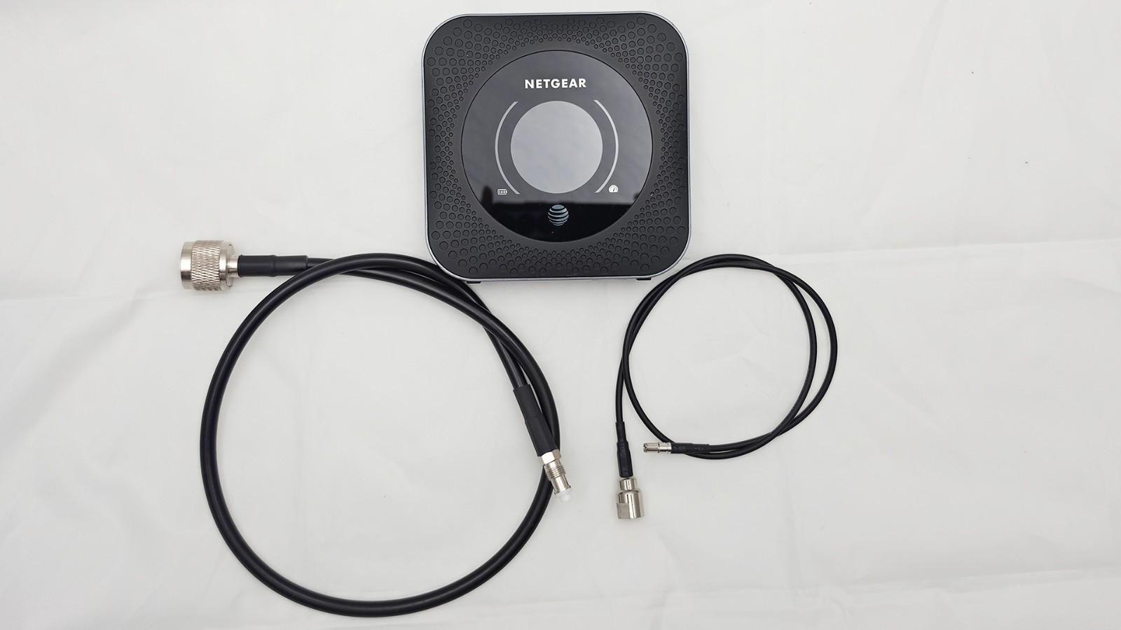 Used NETGEAR Nighthawk M1 MR1100 4G/3G/LTE Mobile Hotspot Router AT&T Unlocked